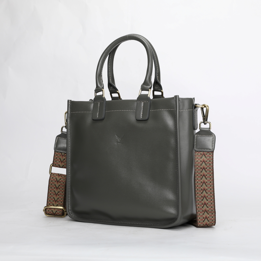 CARTERA DE CUERO VACUNO 77175 DISEÑO MODERNO PARA TODA OCASIÓN - 7