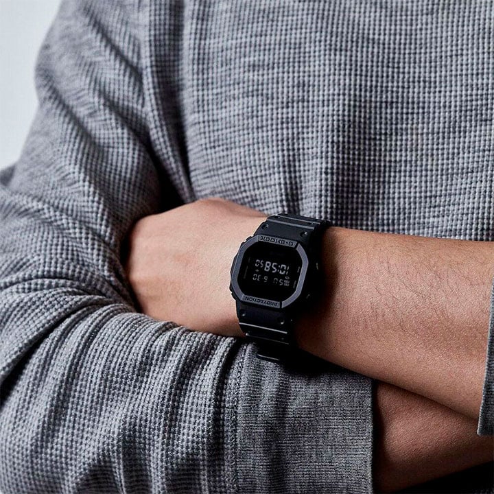 RELOJ CASIO G-SHOCK DW-5600BB-1 - 5