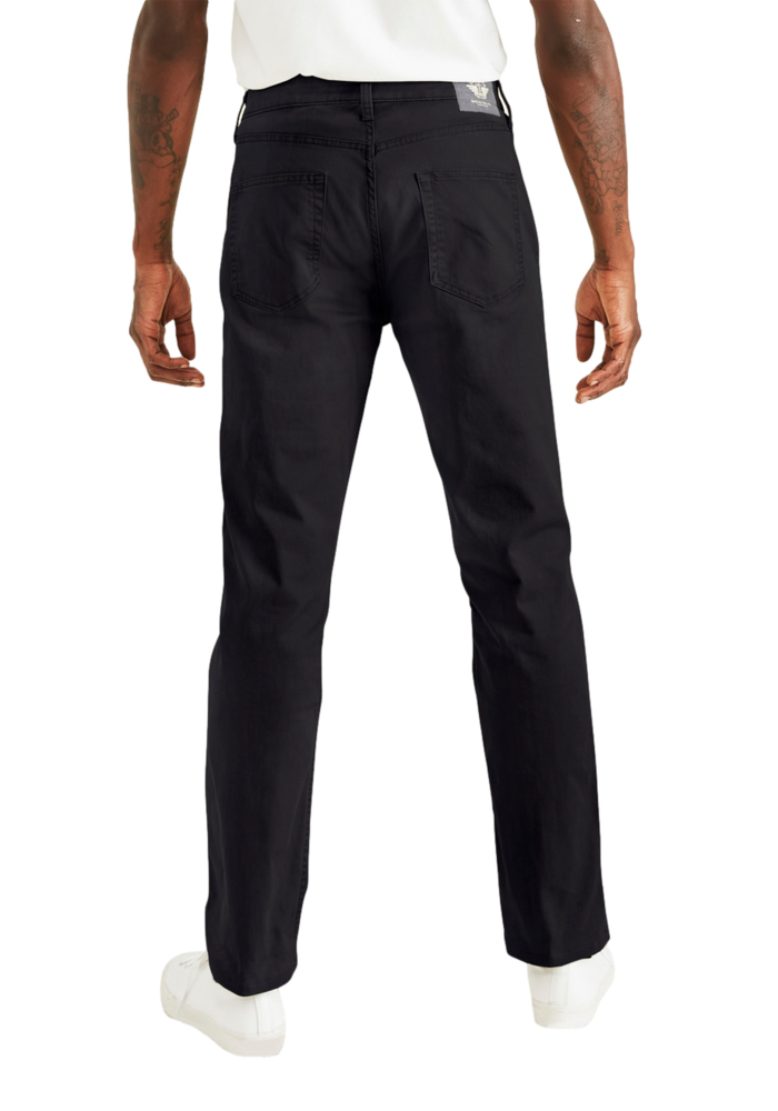 Dockers Athletic Fit Signature Khaki Lux Cotton Stretch Pants - Creaseless in Black for Men