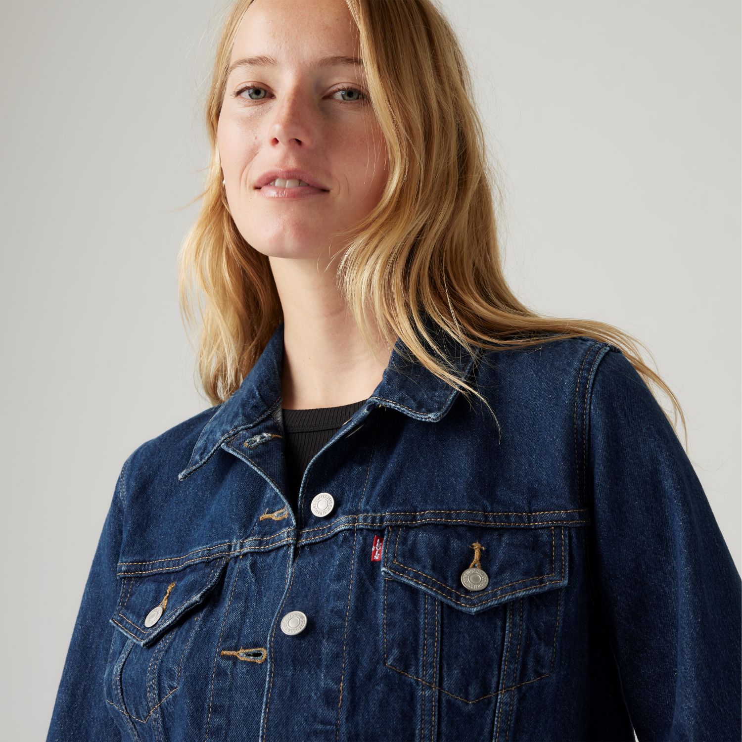 CASACA MUJER TRUCKER AZUL LEVIS 29945-0036 - 4