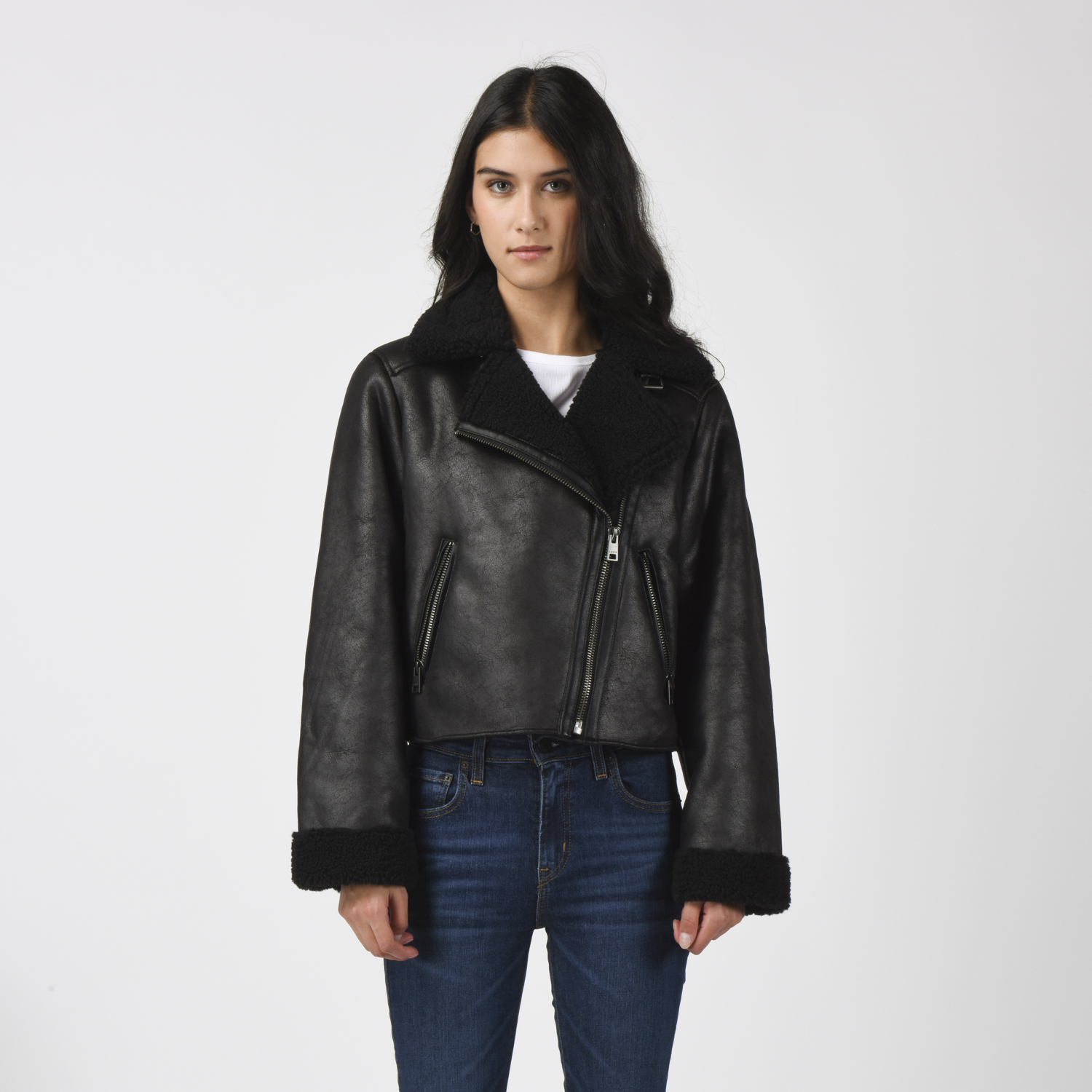 CASACA MUJER SHERPA SHORT MOTO NEGRO LEVIS 59544-0716 - 1