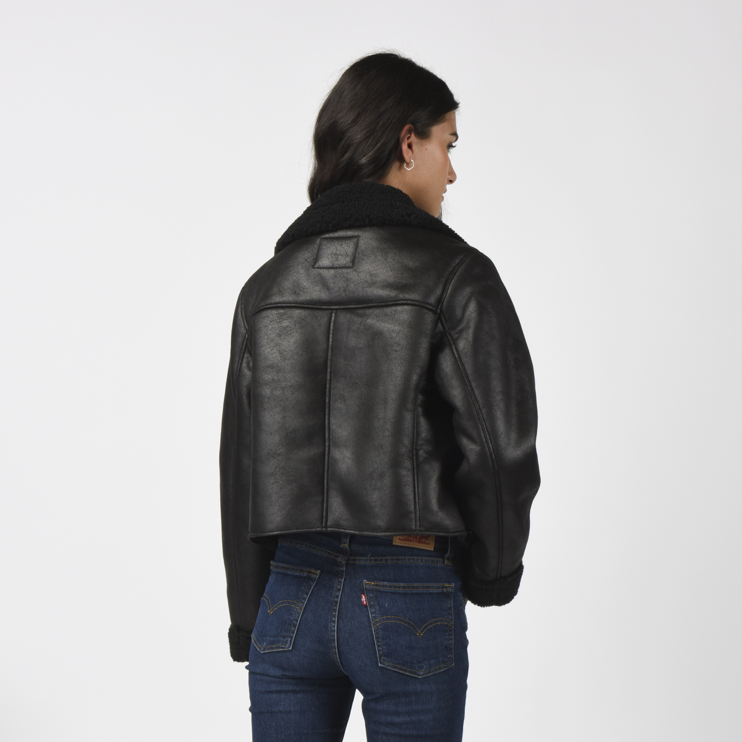 CASACA MUJER SHERPA SHORT MOTO NEGRO LEVIS 59544-0716 - 3