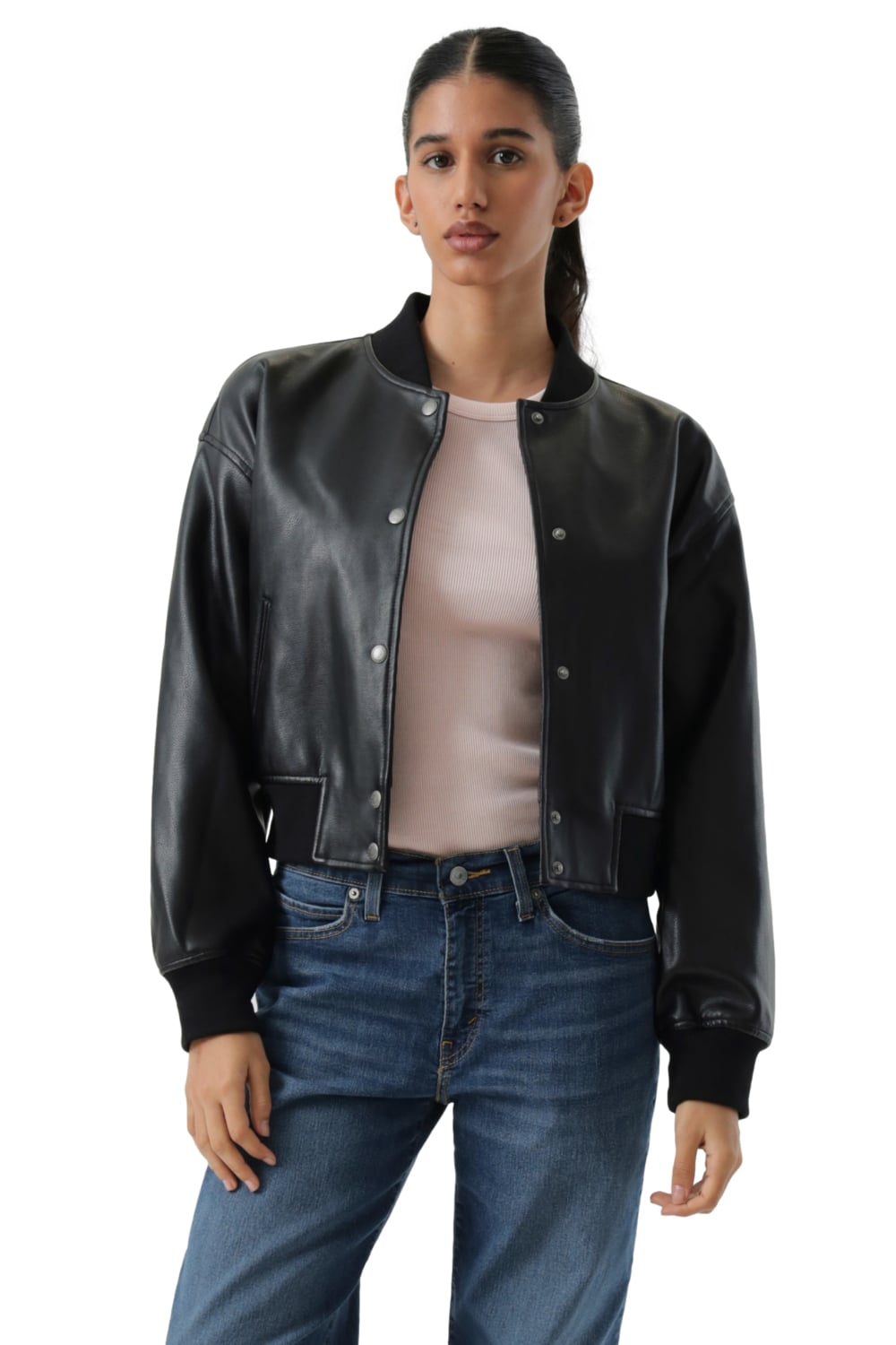CASACA MUJER CROPPED VARSITY BOMBER NEGRO LEVIS 59544-0732 - 1
