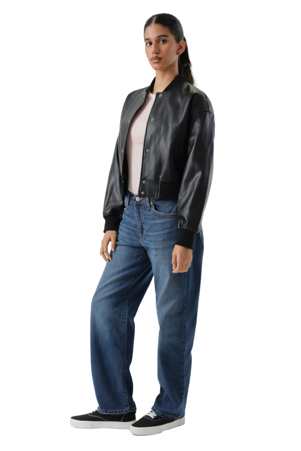 CASACA MUJER CROPPED VARSITY BOMBER NEGRO LEVIS 59544-0732 - 4