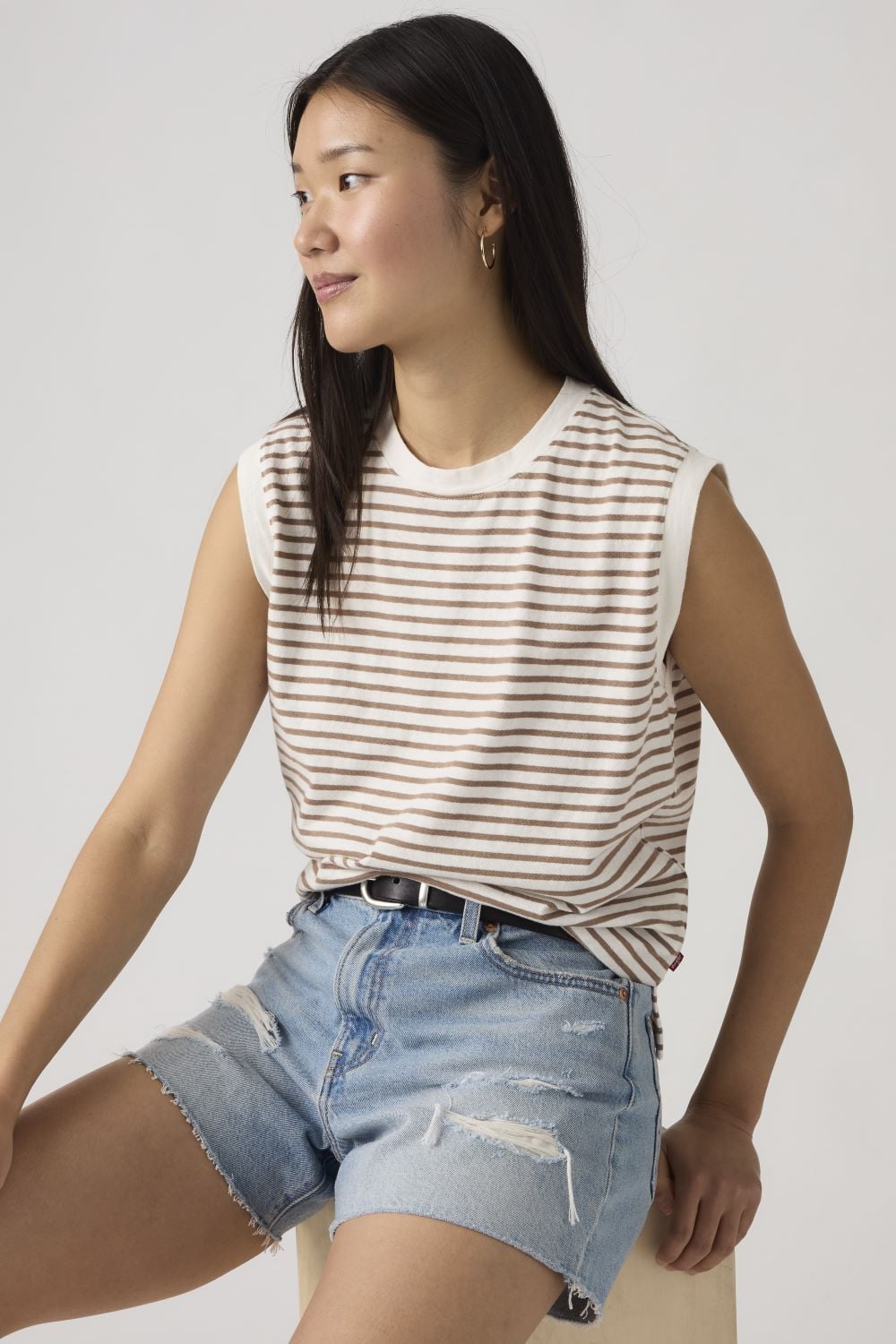 POLO MUJER BOXY TANK BEIGE LEVIS A8794-0021 - 4
