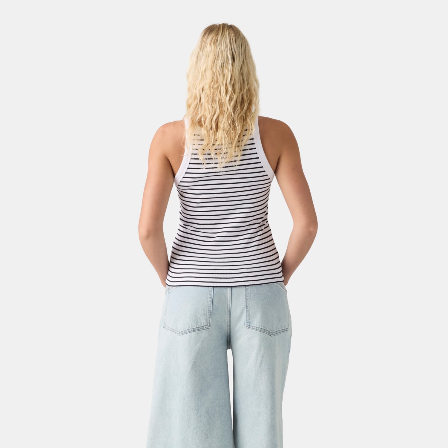 POLO MUJER ESSENTIAL RACER TANK MULTICOLOR LEVIS A3381-0050 - 2