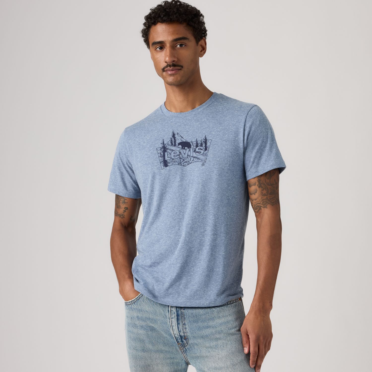 POLO HOMBRE GRAPHIC CREWNECK TEE AZUL LEVIS 22491-2151 - 4