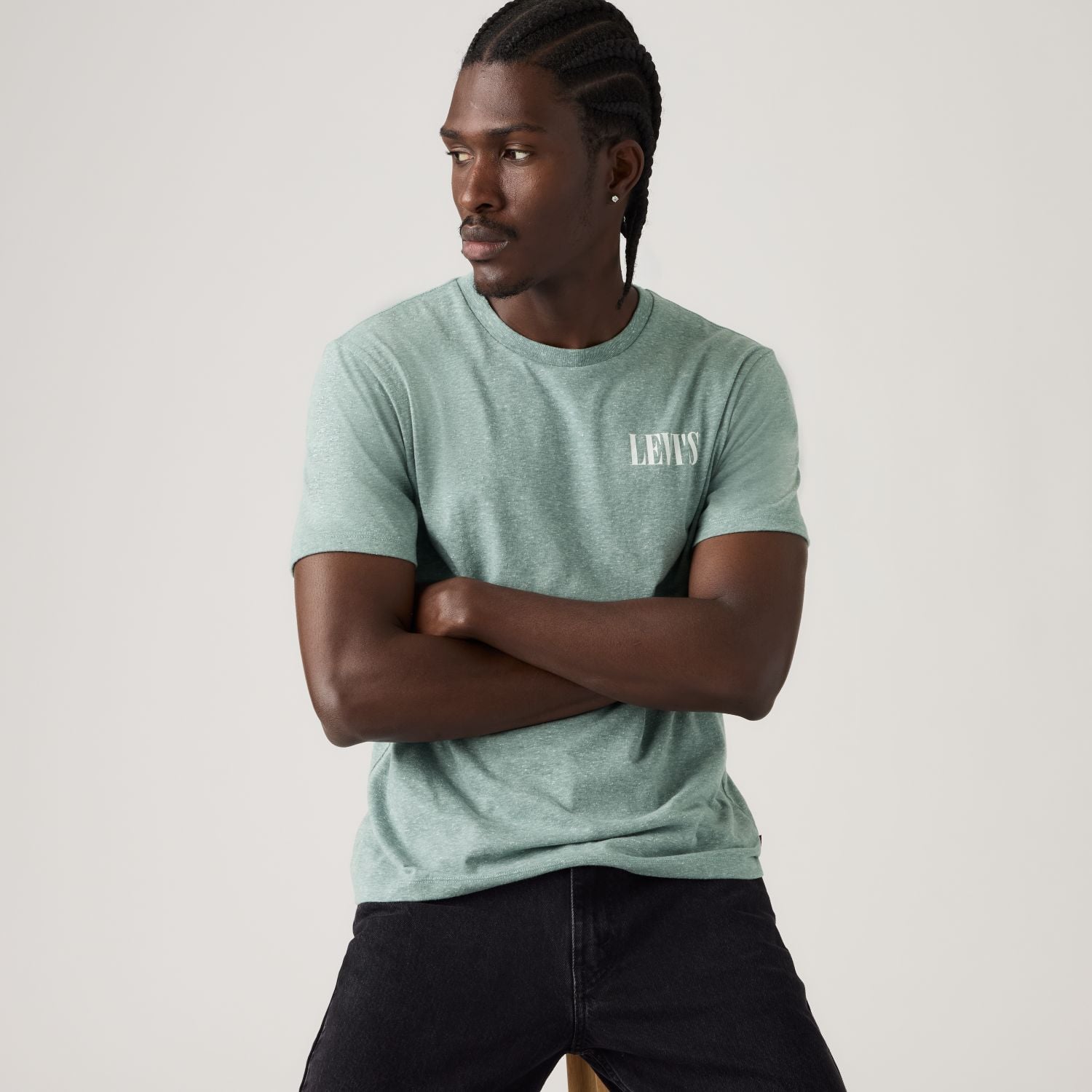 POLO HOMBRE GRAPHIC CREWNECK TEE AZUL LEVIS 22491-2160 - 4