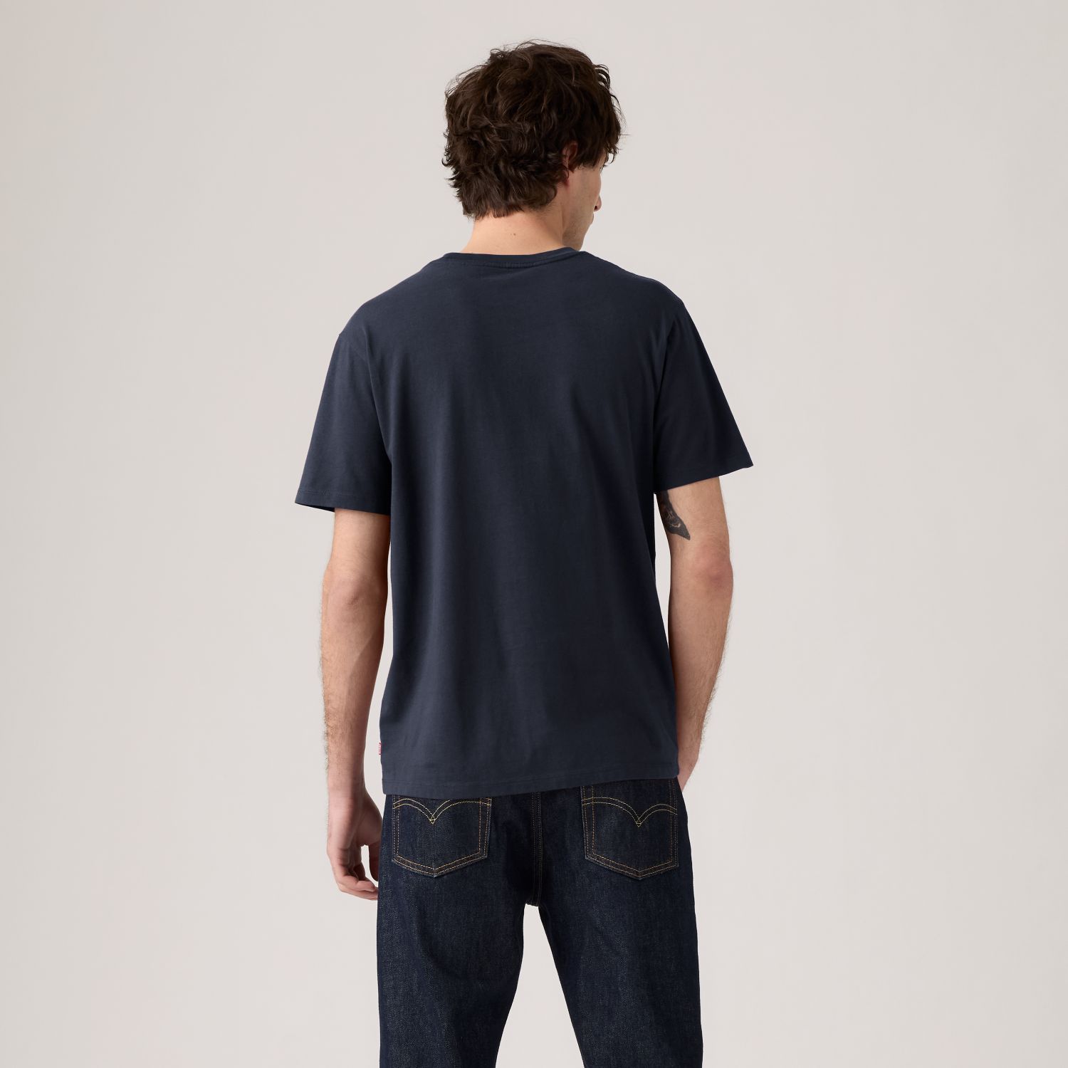 POLO HOMBRE GRAPHIC CREWNECK TEE AZUL LEVIS 22491-1527 - 2