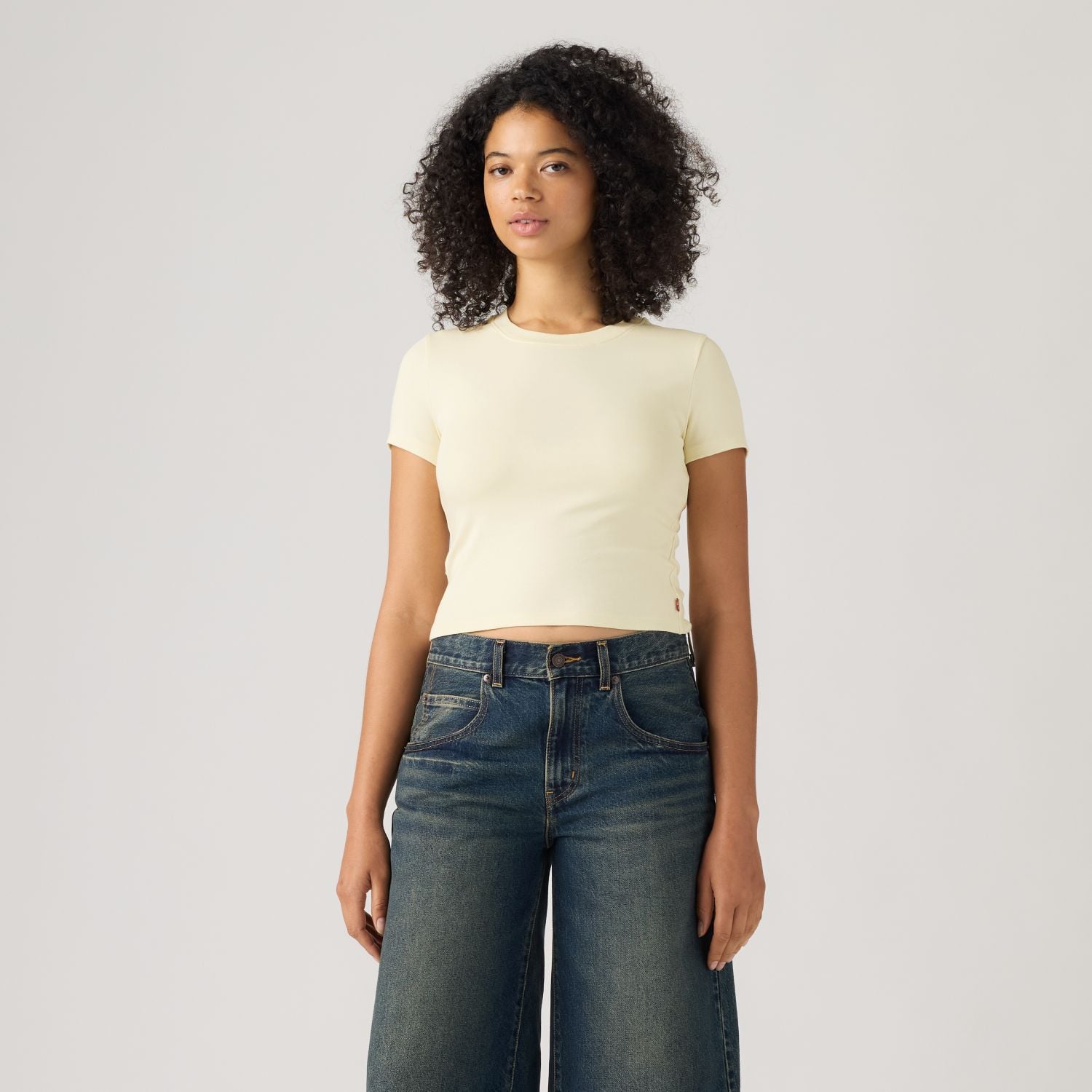 POLO MUJER ESSENTIAL BABY TEE AMARILLO LEVIS 0085R-0002 - 1