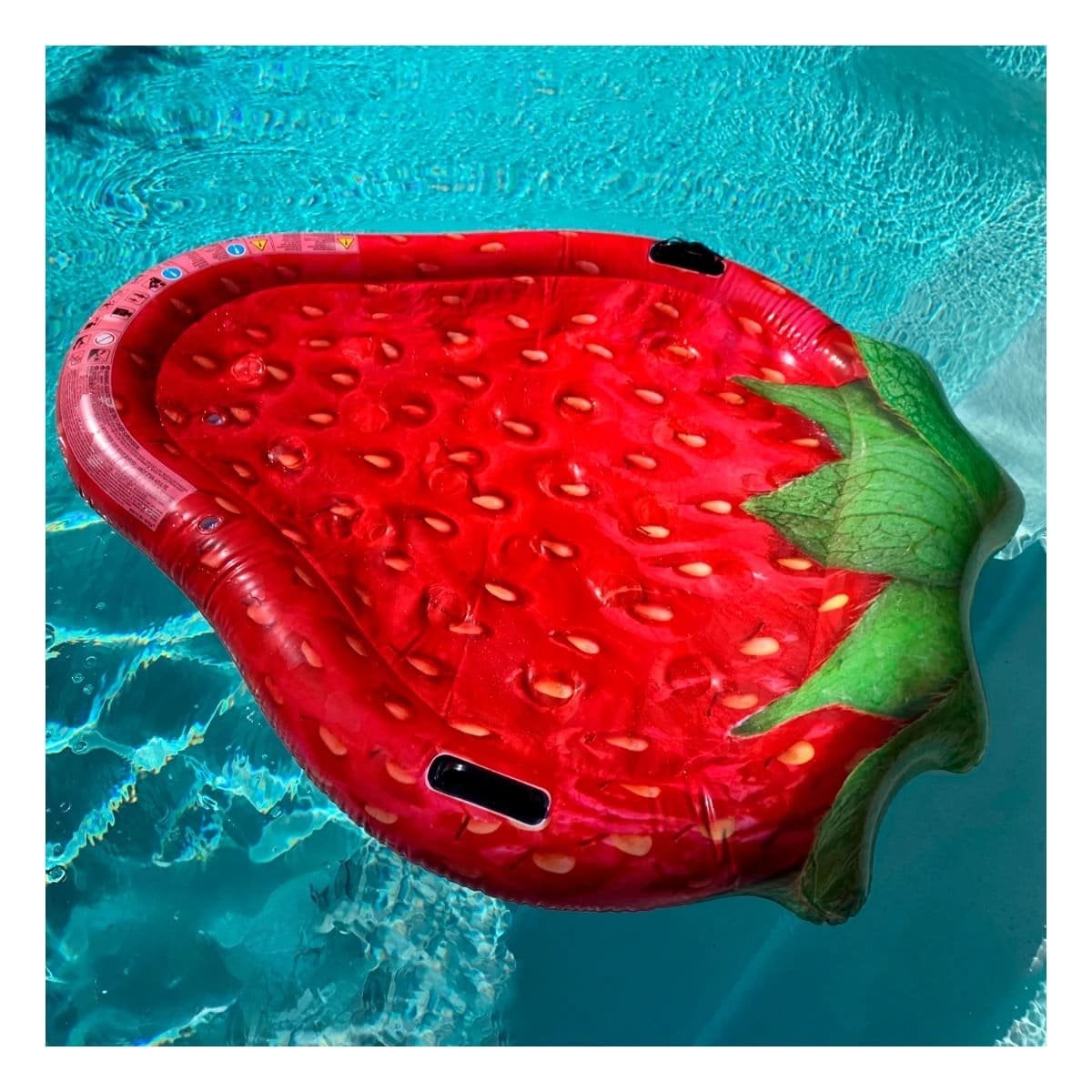 FLOTADOR ACUATICO ISLA DE FRESAS 137 X 132 CM PARA PISCINA INFANTIL Y+REGALO STICKER - 2