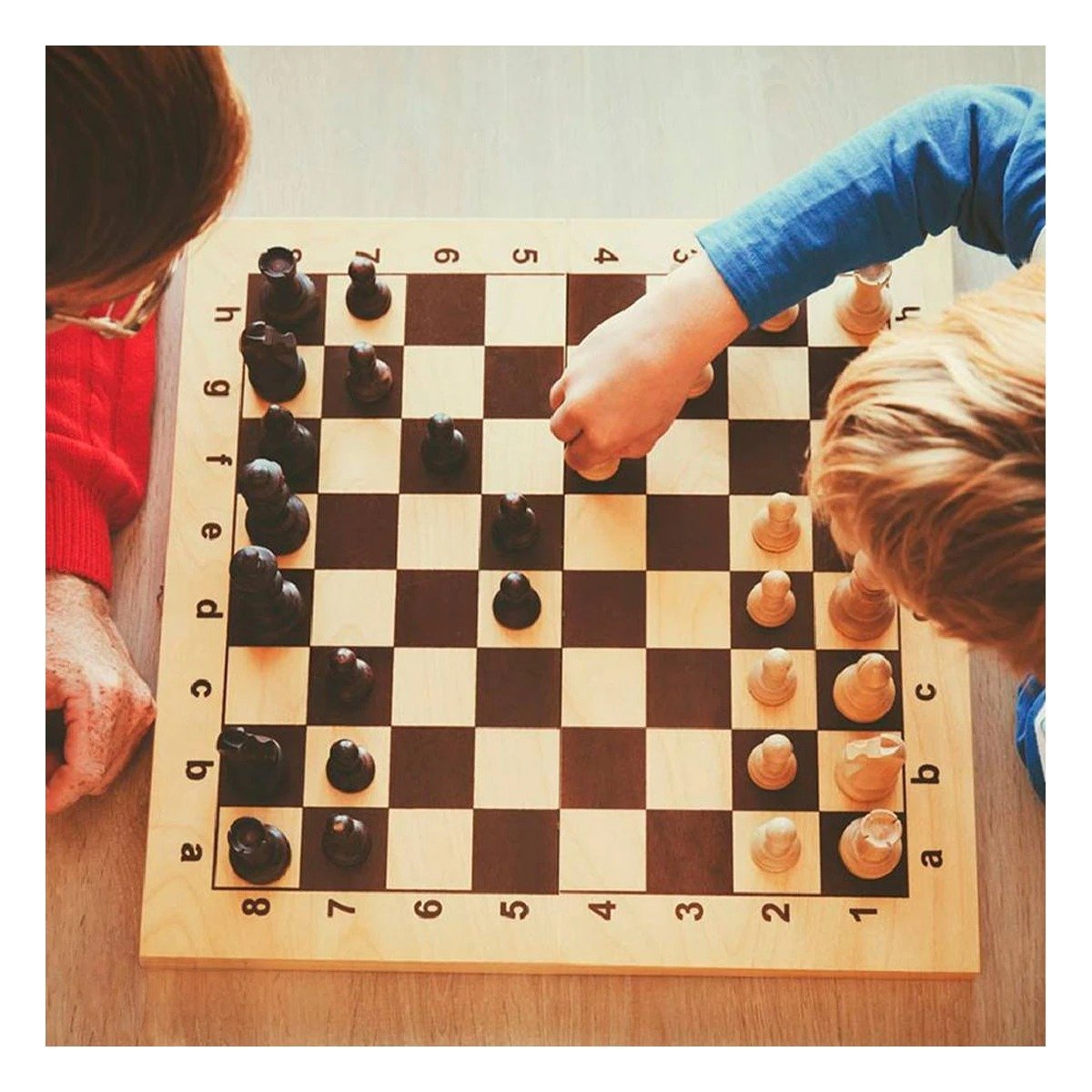 KIT DE JUEGOS 8 EN 1 AJEDREZ PARA ACTIVIDADES RECREATIVAS EN CASA Y+REGALO STICKER - 5