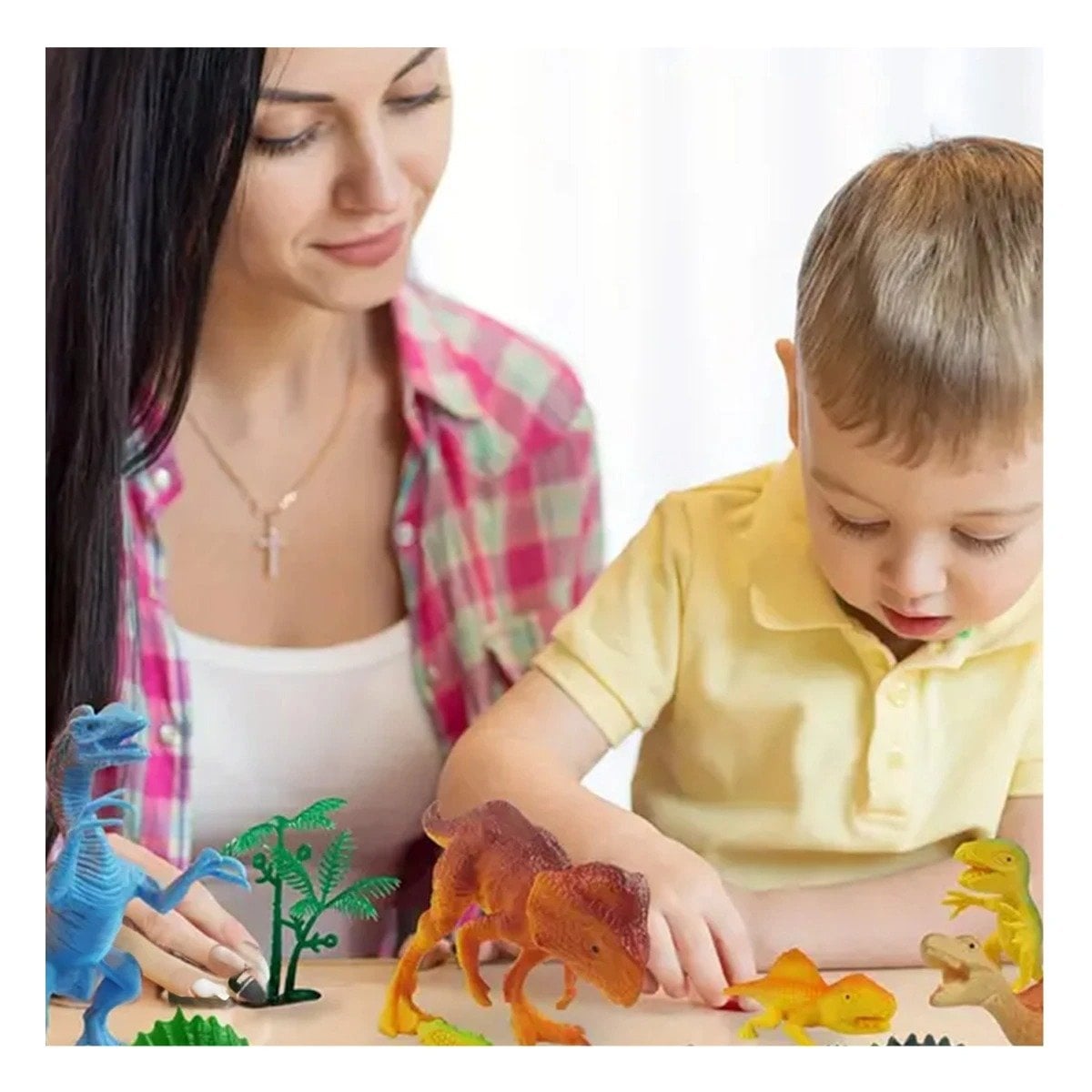 PAQUETE DE DINOSAURIOS MIXTO CON ACCESORIOS PARA DIVERSION FAMILIAR YLIGAS REGALO - 1