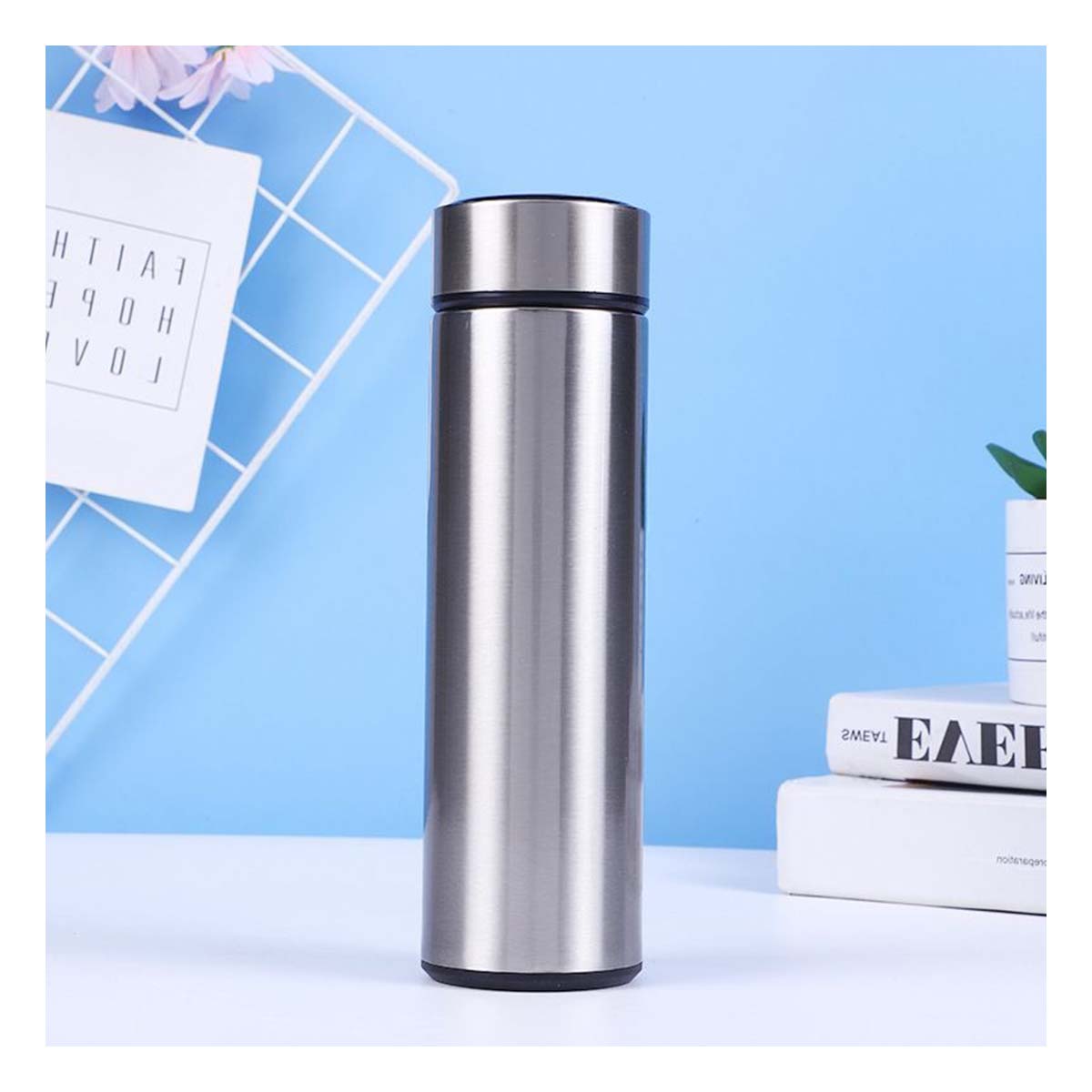 BOTELLA E INFUSOR DE TE PLATEADO Y+REGALO LIGAS PARA PEINAR - 4