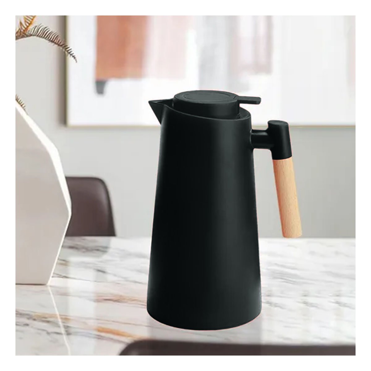 JARRA TERMO 1L COLOR NEGRO CON MANGO DE MADERA DURADERO Y SEGURO PARA COCINA - 1