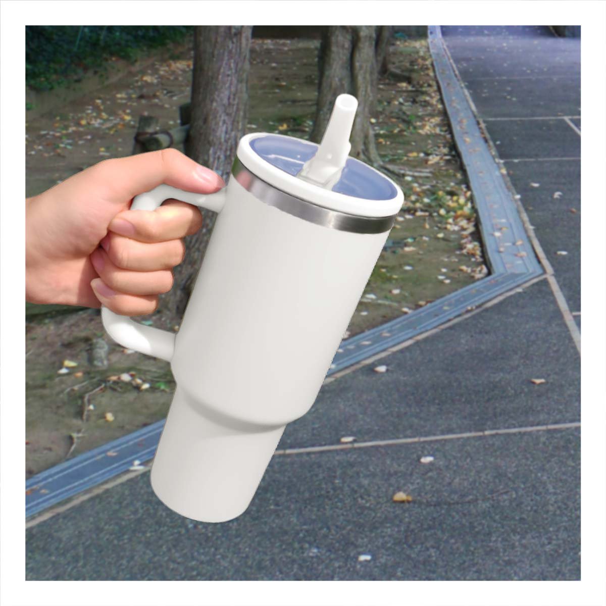 BOTELLA EN COLOR CREMA CON PICO Y ASA ERGONOMICA 1200ML DE ABS Y ACERO Y+PAPEL REGALO - 5