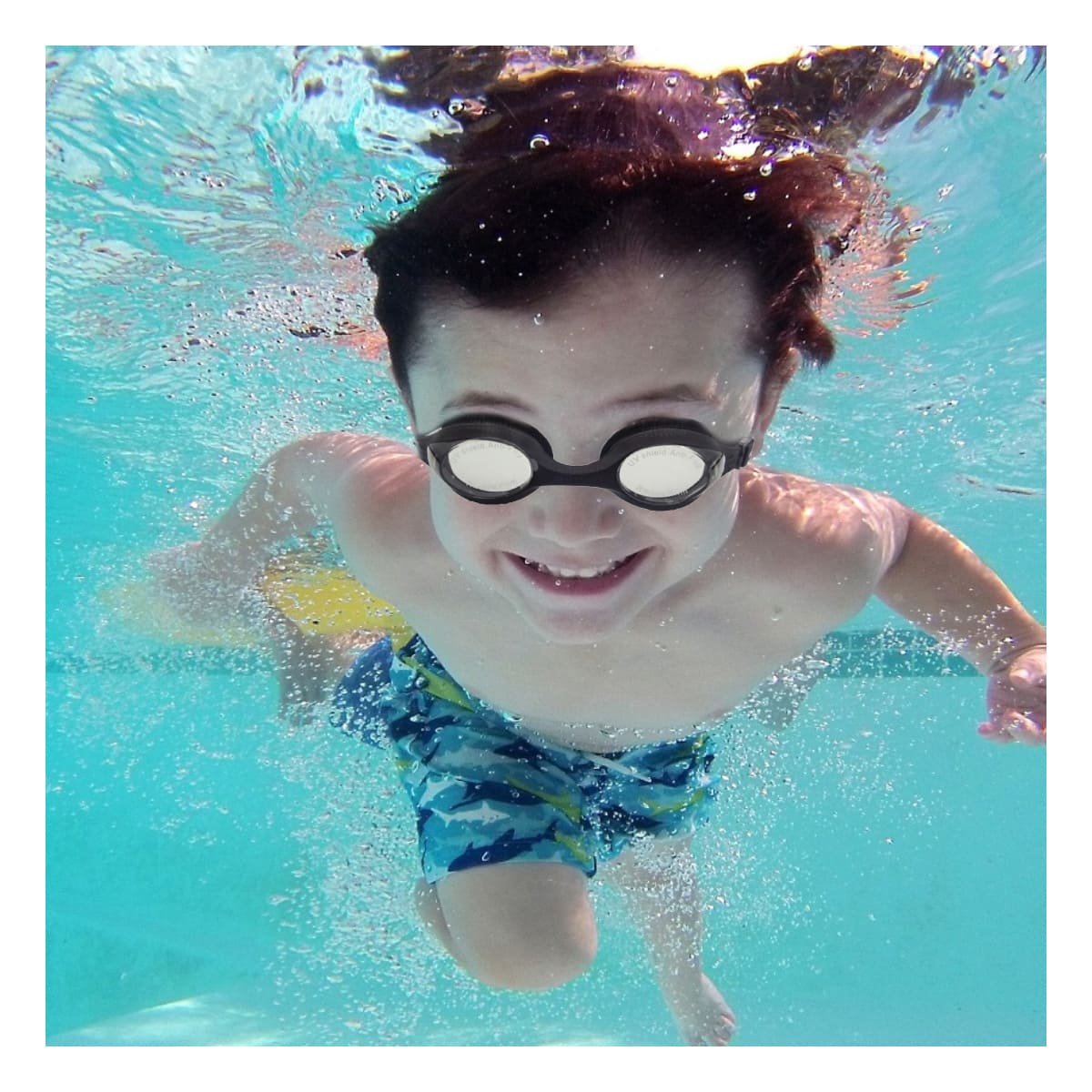 PACK4 PROTECTOR PARA NATACION NEGRO CON CRISTAL NITIDO Y AJUSTE SEGURO - 2