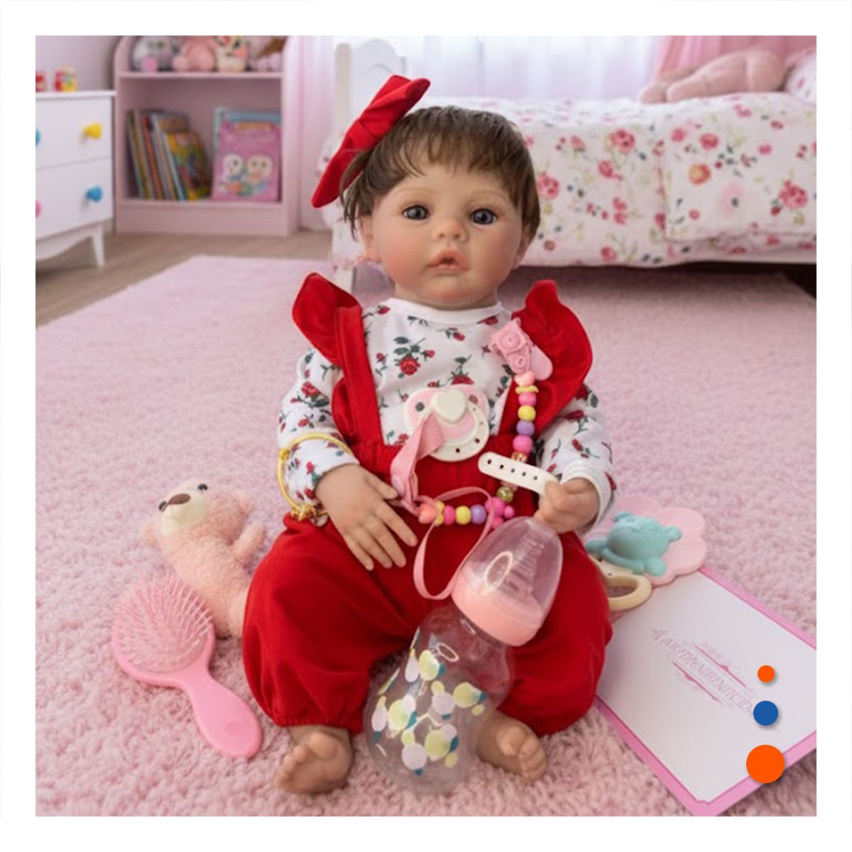 PEQUEÑA COMPAÑERA CON POLO FLORES Y LAZO ROJO PARA BRINDAR FELICIDAD A HIJOS Y+LIGAS REGALO - 1