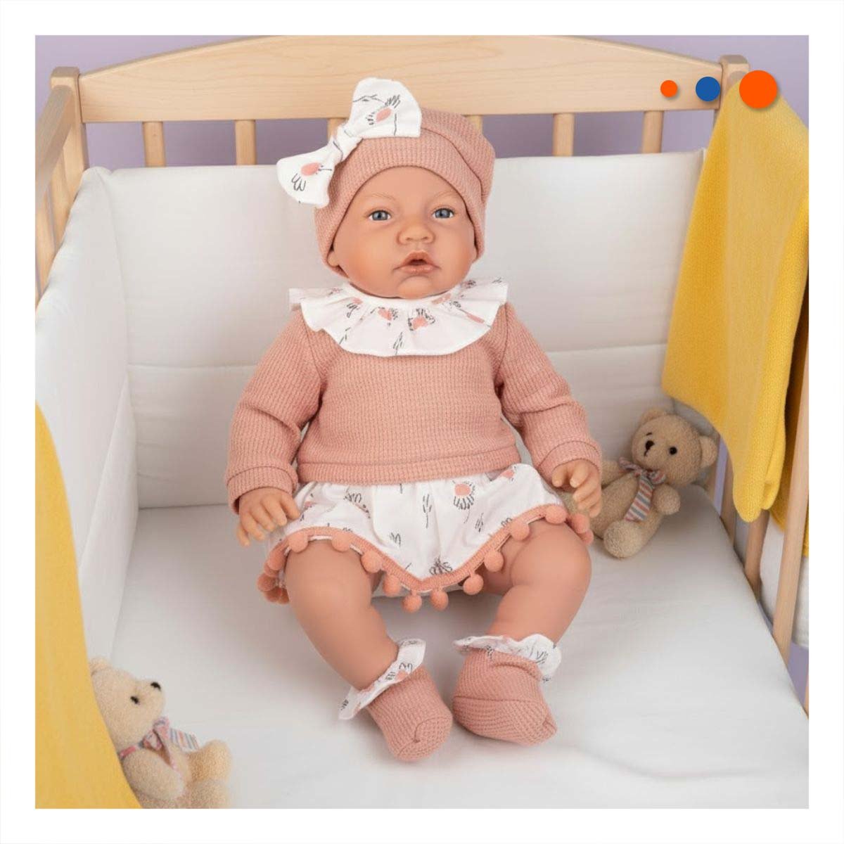 BEBE KIKI BABY 42CM CON POLO SHORT Y GORRO ROSADO PARA JUEGO DE ROLES E IMAGINACION - 2