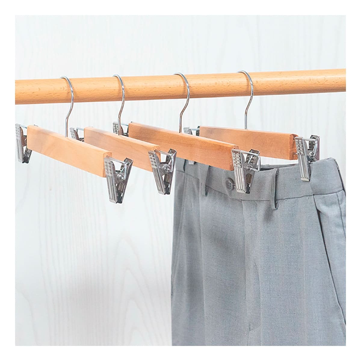 ORGANIZADOR PARA COLGAR ROPA INFANTIL 2 GANCHOS DE METAL 33CM MOSTAZA Y+LIGAS REGALO - 1