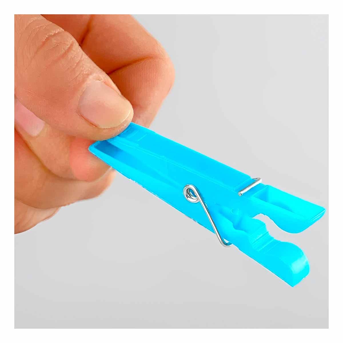 COLGADORES DE PLASTICO COLORIDOS 24 PIEZAS PARA ORDEN EN LAVANDERIA Y+POST IT - 2