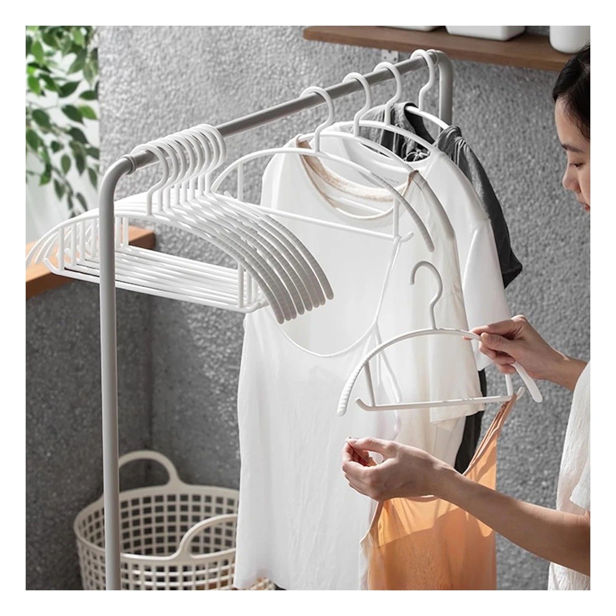 PACK6 GANCHO COMPACTO DE PLASTICO BLANCO MEDIA LUNA DE 4 PIEZAS PARA CLOSET - 5
