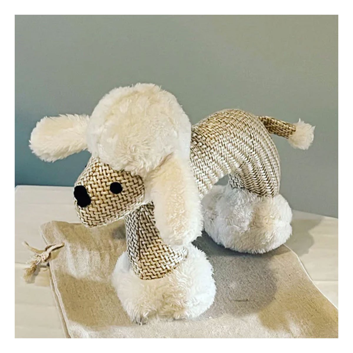PACK2 FORMATO DE PELUCHE CON SONIDO DE PERRO BLANCO PARA ESPACIOS Y+PAPEL REGALO - 2