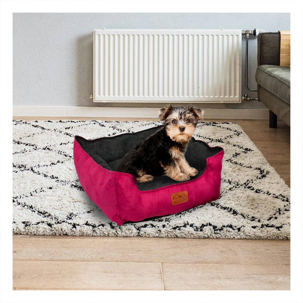 CAMA FUCSIA PARA PERRO TALLA S CON CENTRO NEGRO Y+LIGAS REGALO - 1
