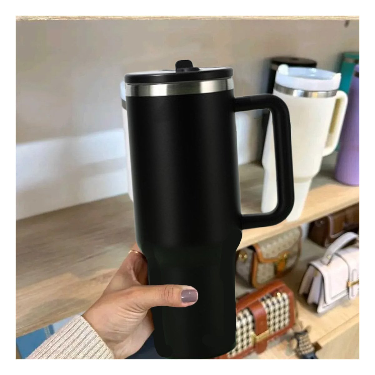 BOTELLA 1200ML EN COLOR NEGRO CON PICO PRACTICO Y ASA FIRME EN ABS Y ACERO Y+POST IT - 2