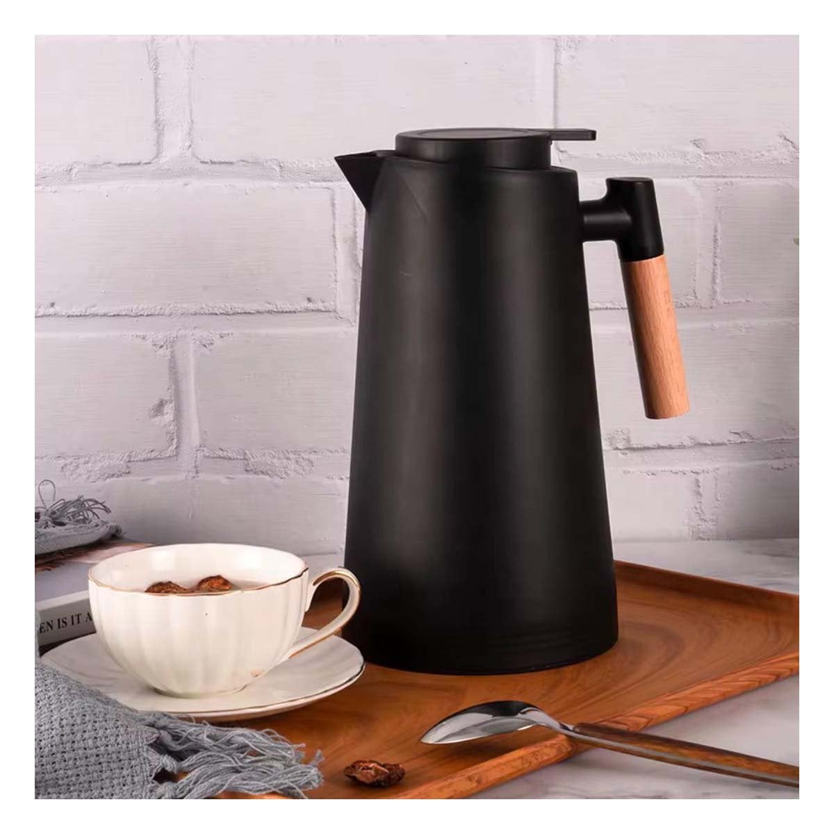 CONTENEDOR TERMO 1L COLOR NEGRO CON MANGO DE MADERA COMPACTO Y FUNCIONAL PARA HOGAR Y+POST IT - 2