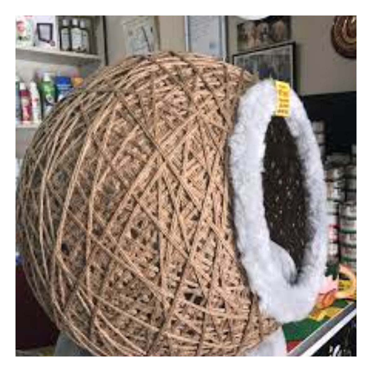 BASE SUAVE PARA GATOS CON COJIN INTERIOR MARRON CLARO EN PELUCHE BLANCO - 2