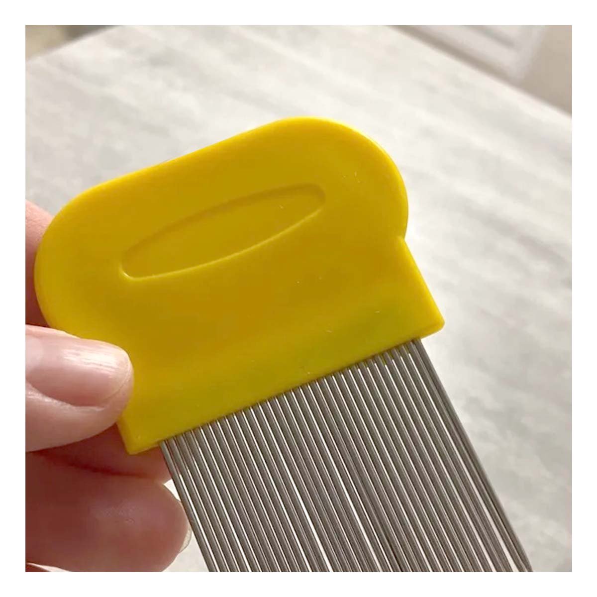 PACK12 PEINETA FINA AMARILLO PARA PIOJOS Y LIENDRES PRACTICA Y RESISTENTE - 3