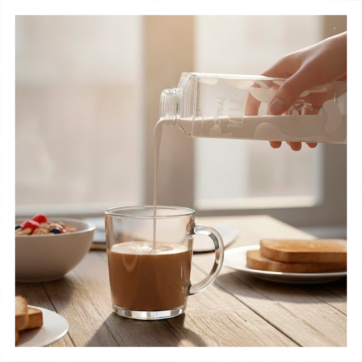 RECIPIENTE DE MESA BLANCO TRANSPARENTE 1L PARA LA COMODIDAD EN SU CENA Y+POST IT - 3