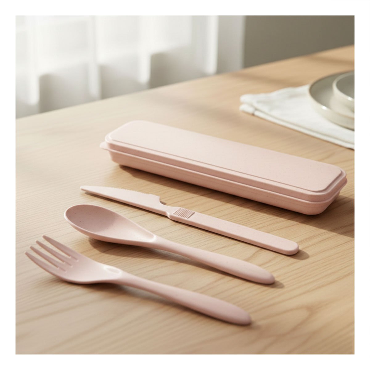 JUEGO DE 3 CUBIERTOS COMPACTOS CON ESTUCHE PORTATIL ROSADO Y+POST IT - 3