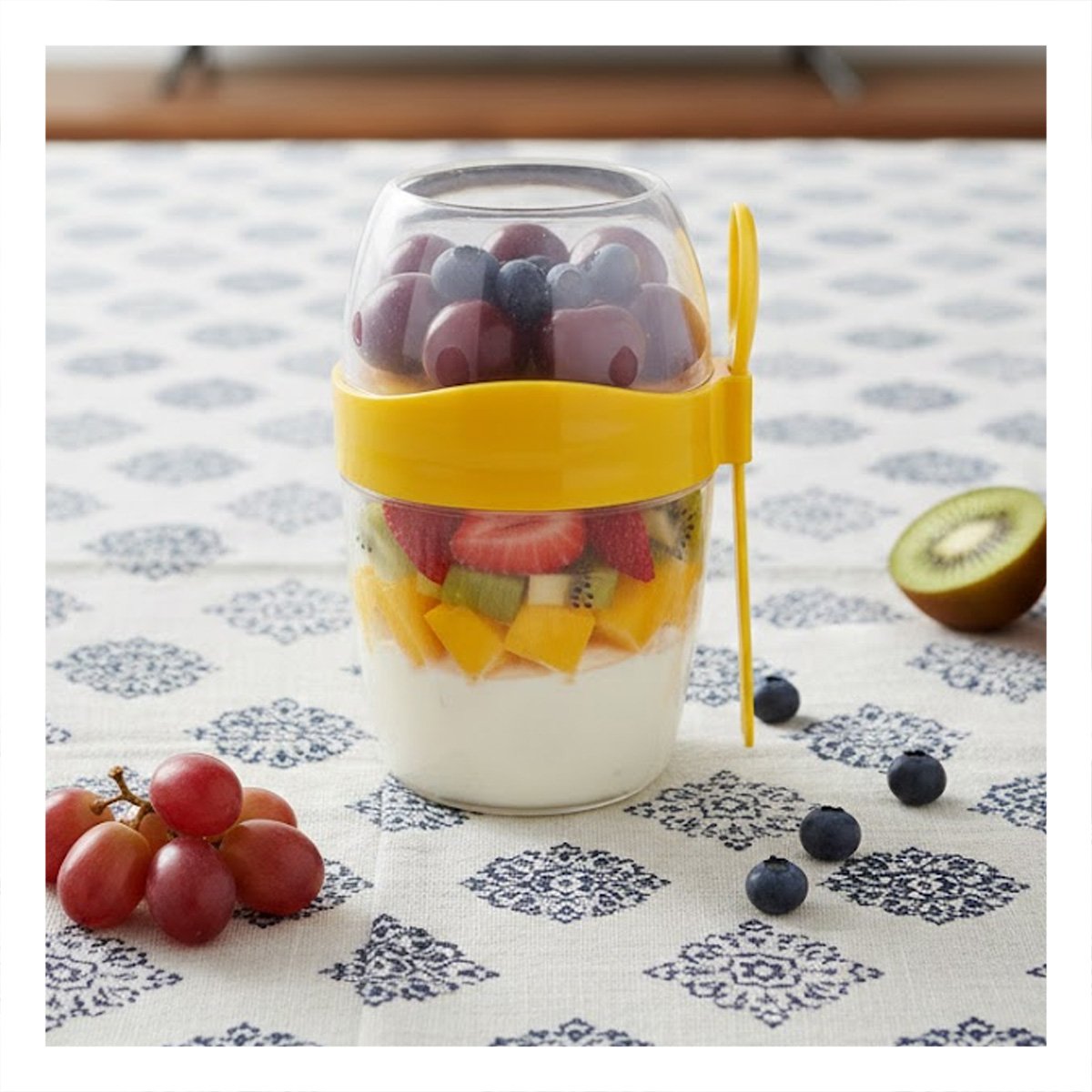 VASO YOGURERO AMARILLO CON CUBIERTO INTEGRADO PRACTICO PARA USO DIARIO - 2