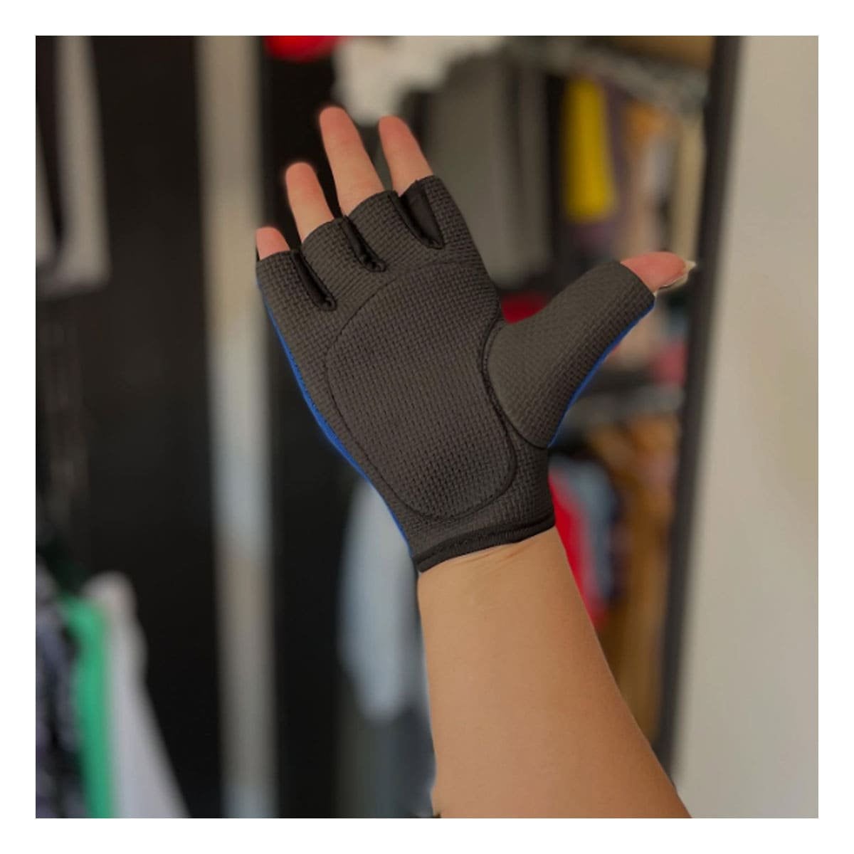 PACK6 ANTIDESLIZANTES AZULES PARA ENTRENAMIENTOS CON SEGURIDAD Y COMODIDAD Y+REGALO STICKER - 3