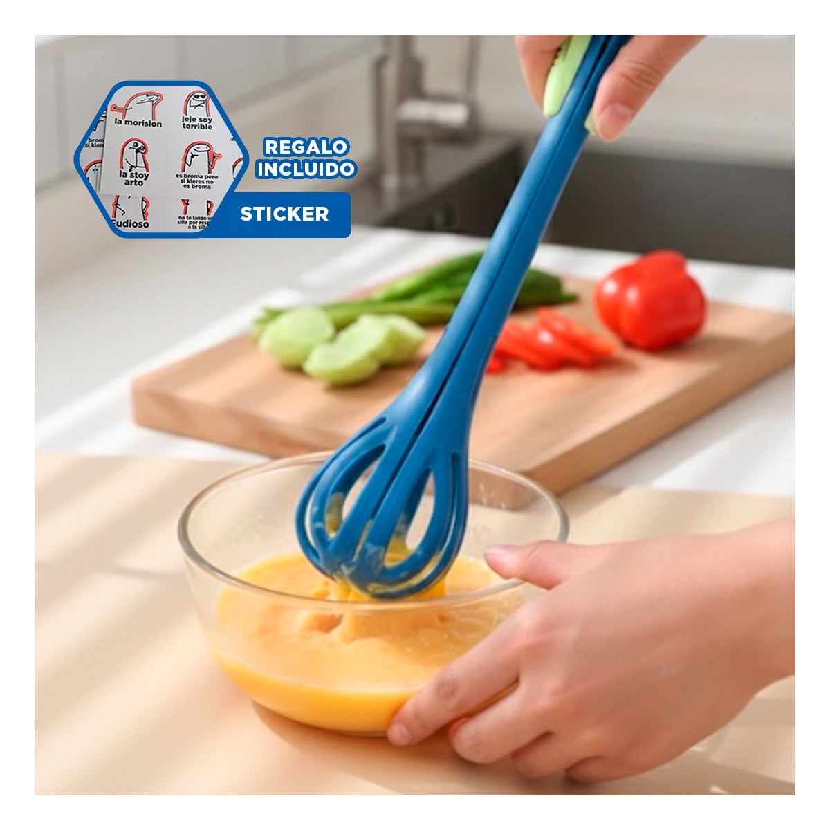 UTENSILIO FUNCIONAL PARA EXPRIMIR CITRICOS 1000 ML CELESTE Y+REGALO STICKER - 1