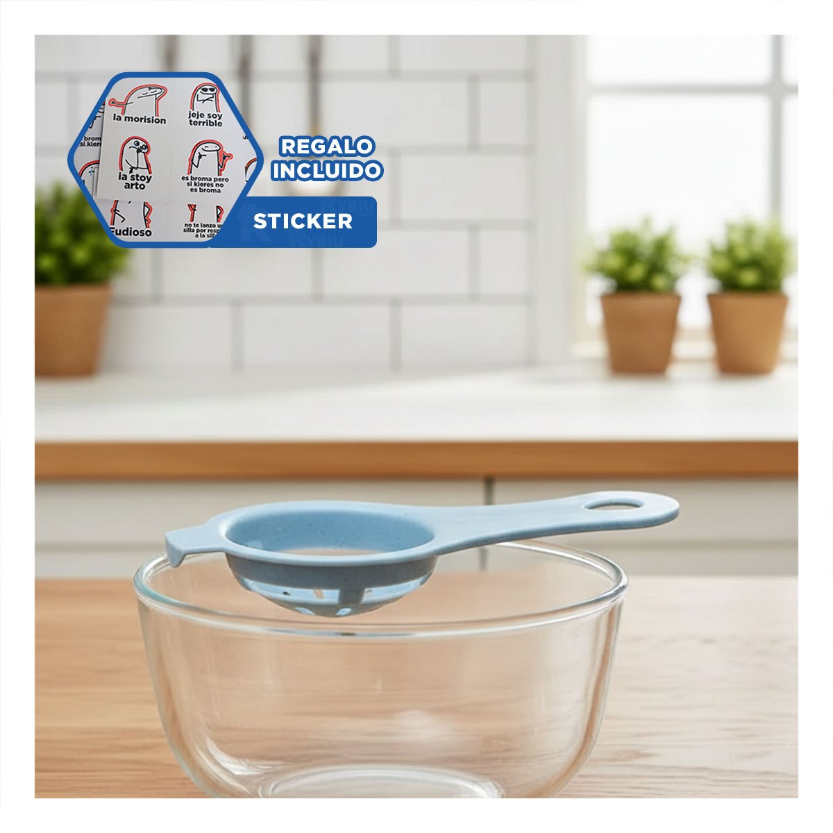 UTENSILIO FUNCIONAL PARA EXPRIMIR CITRICOS 1000 ML CELESTE Y+REGALO STICKER - 1