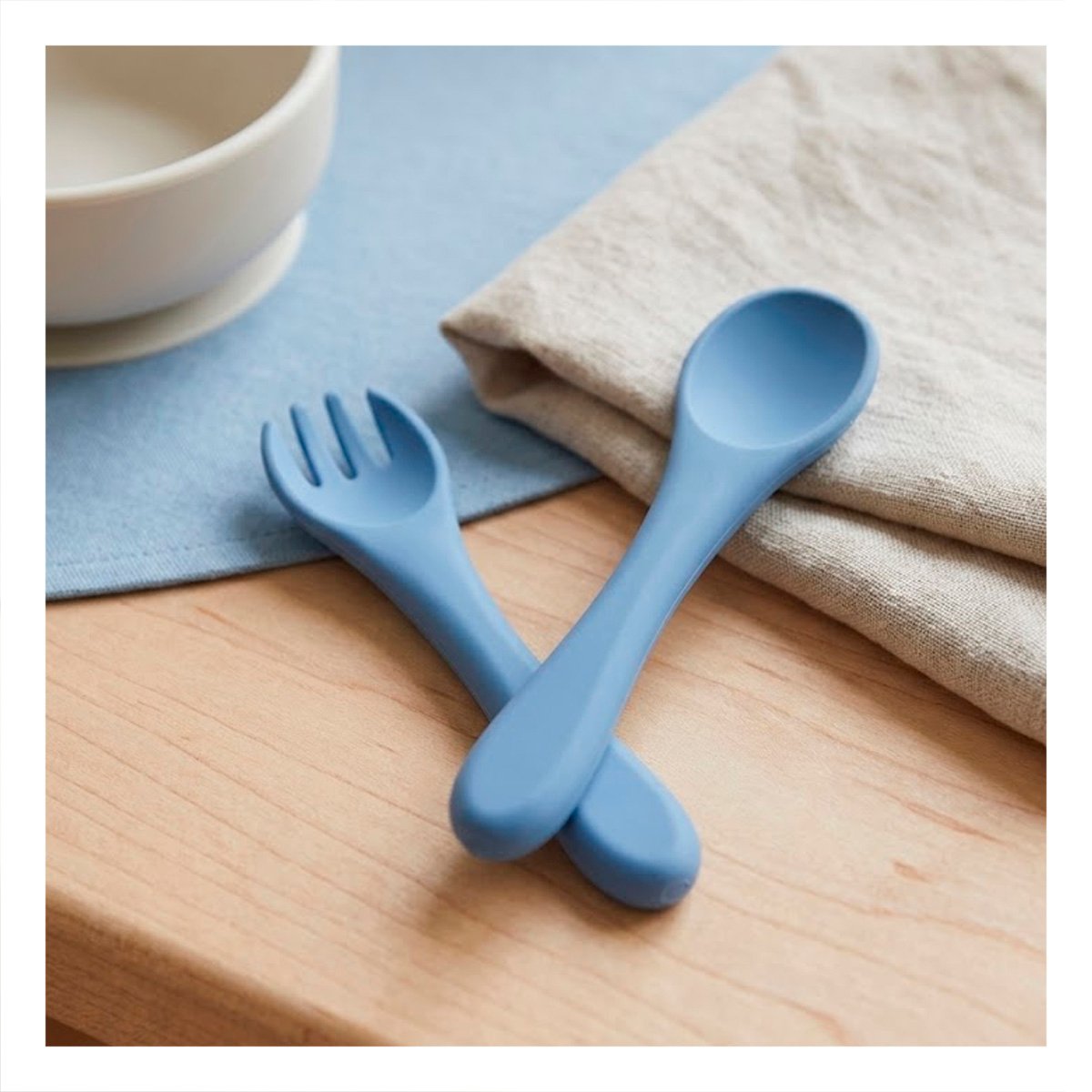 PACK4 SET INFANTIL EN COLOR AZUL CON CUCHARA Y TENEDOR FABRICADOS EN SILICONA - 3