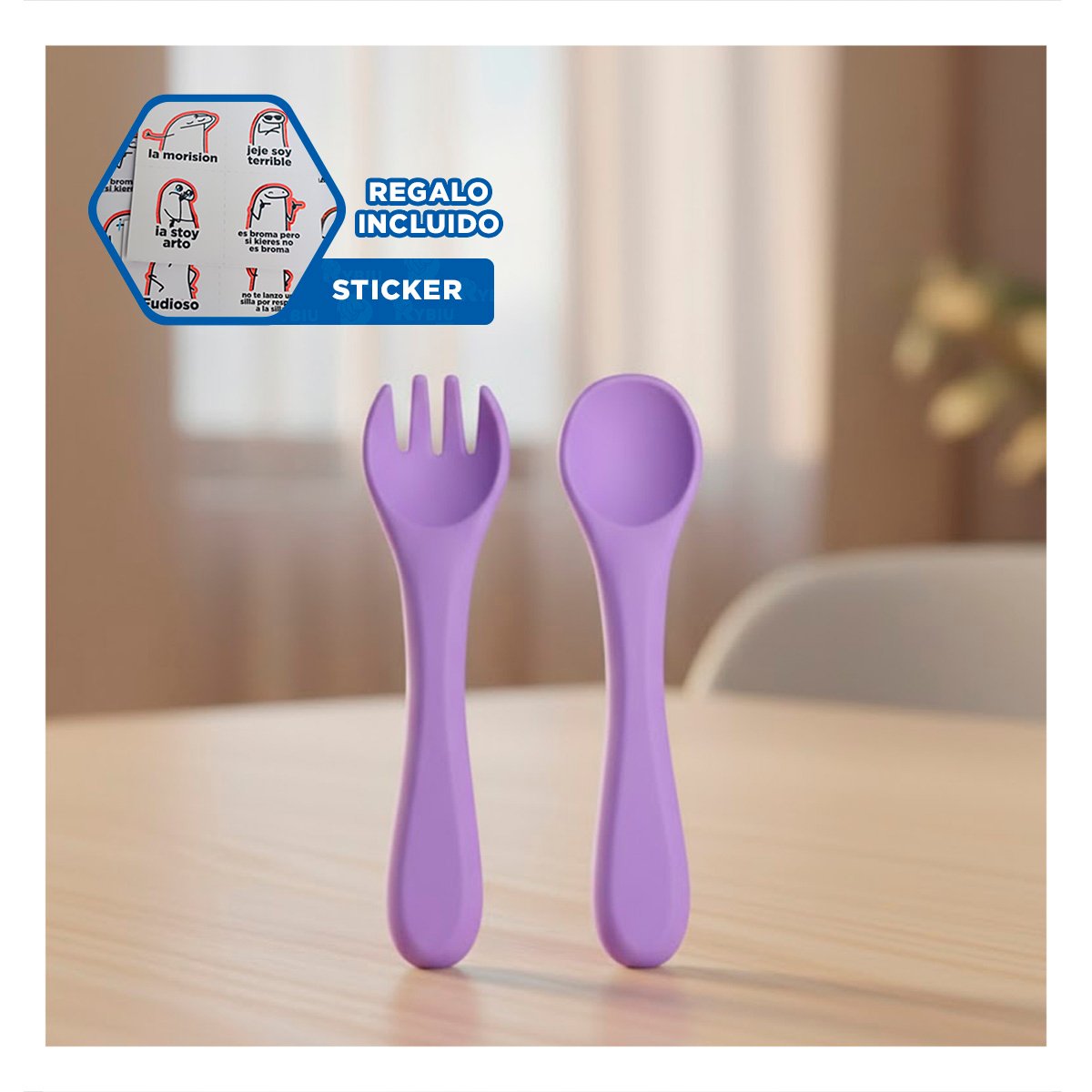 JUEGO INFANTIL EN COLOR MORADO CON CUBIERTOS EN SILICONA Y+REGALO STICKER - 1