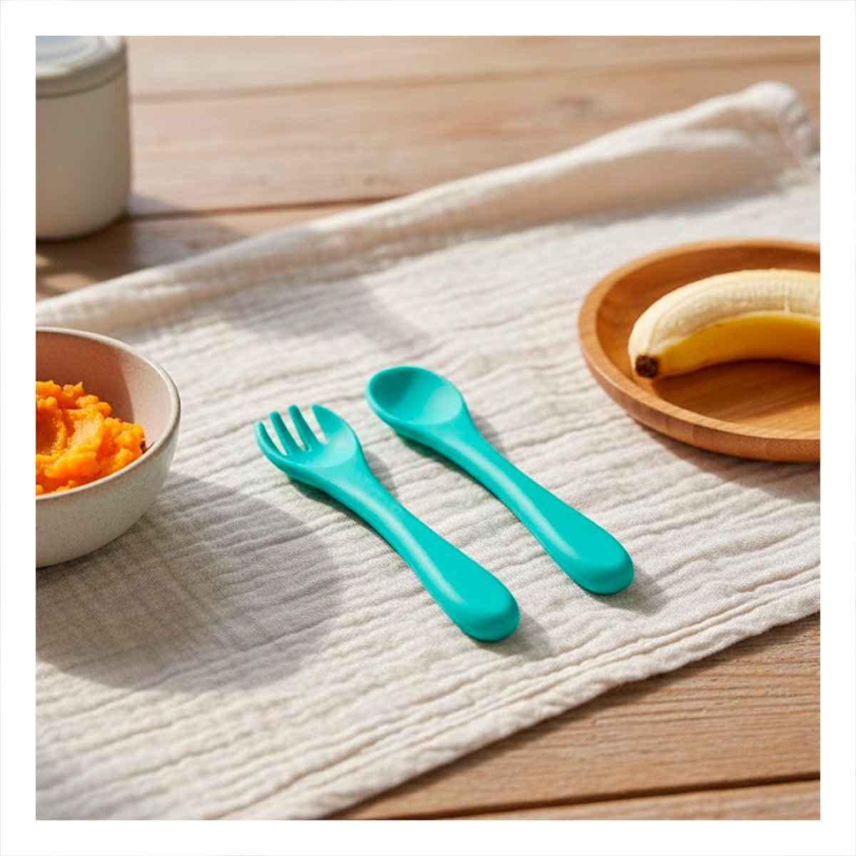 PACK4 SET INFANTIL EN COLOR VERDE CON CUCHARA Y TENEDOR FABRICADOS EN SILICONA - 2