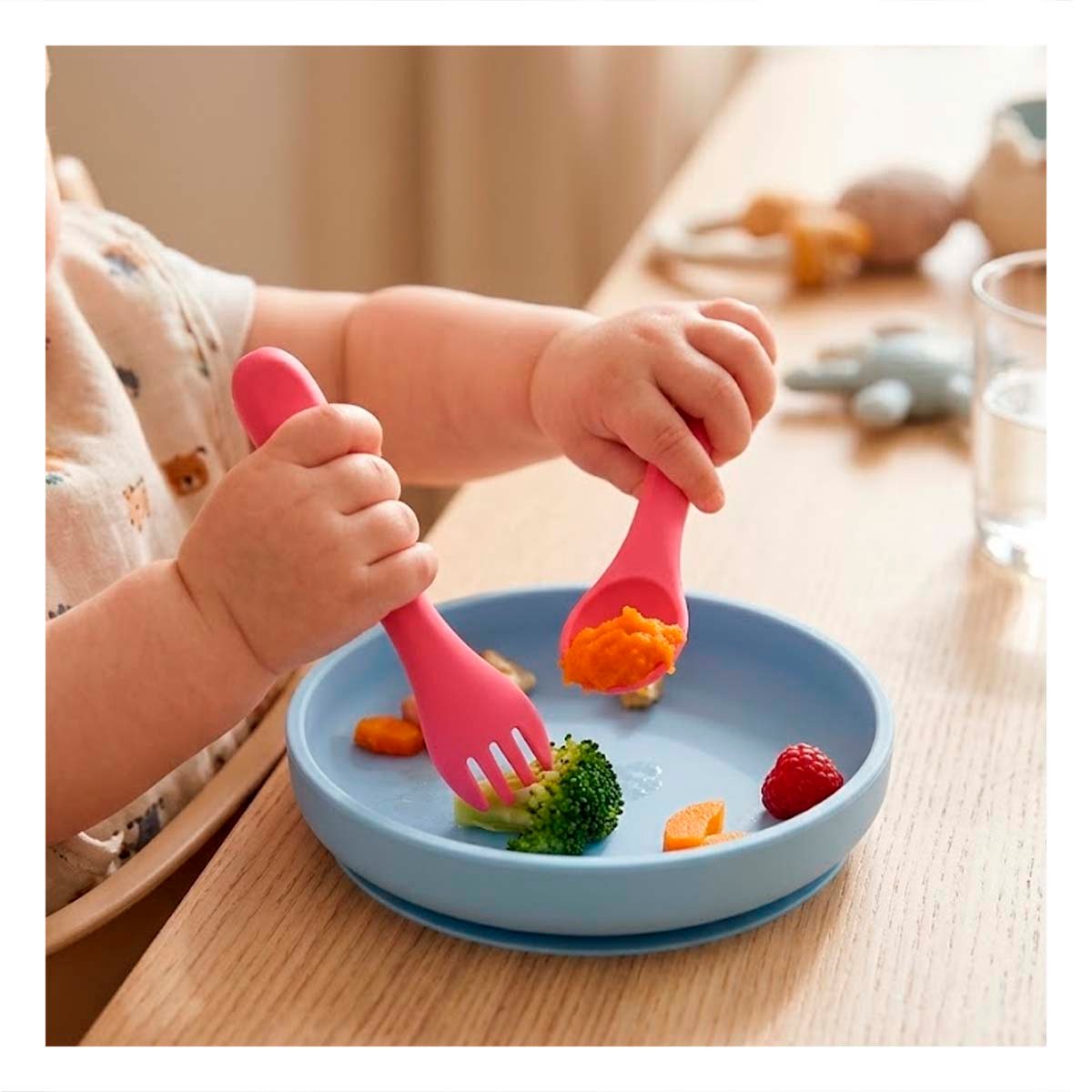PACK4 SET INFANTIL EN COLOR ROSADO CON CUCHARA Y TENEDOR FABRICADOS EN SILICONA - 5