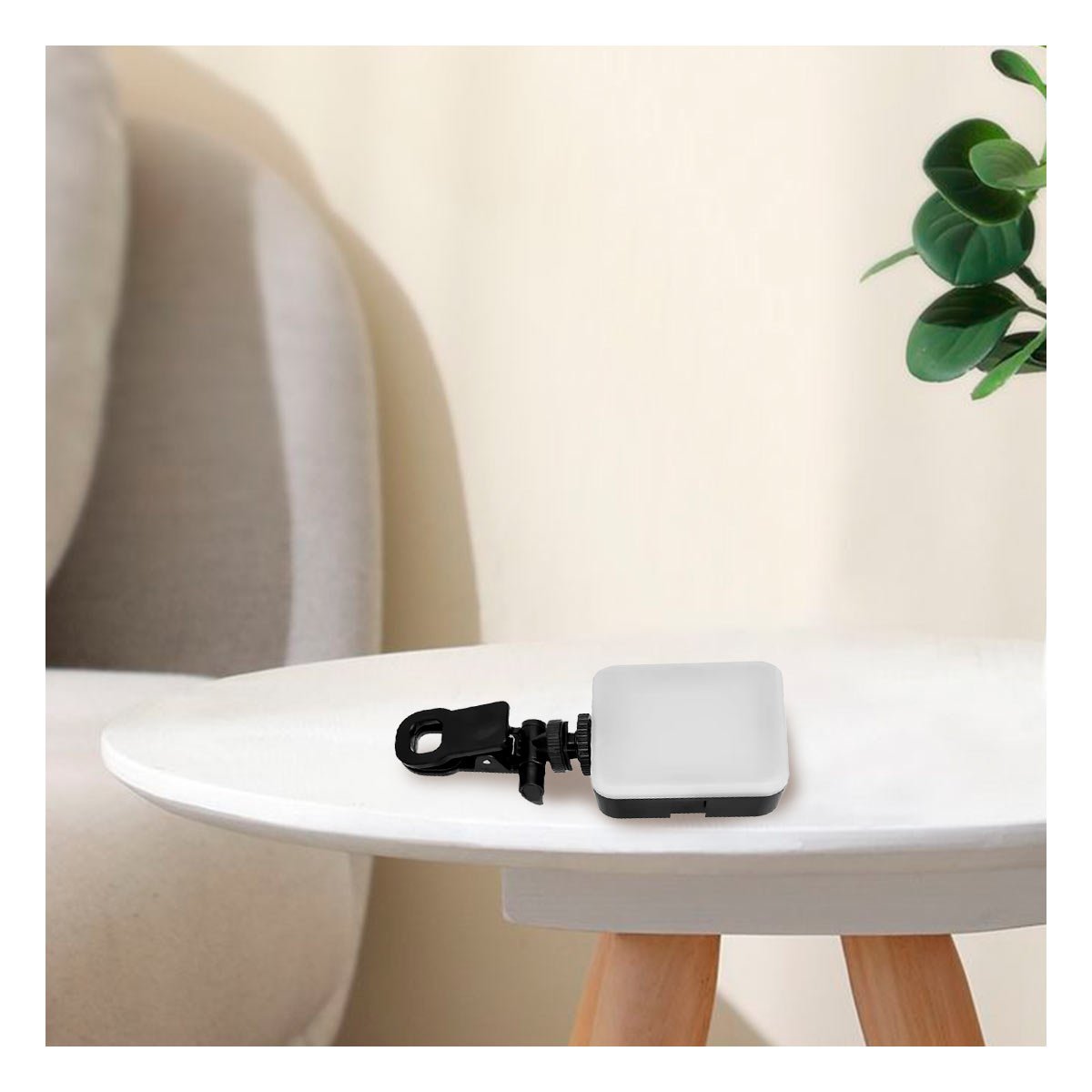 RECORTADORA CABELLO NEGRO DORADO CON CORTE PRECISO PARA ESTILO Y PERFILADO Y+POST IT - 2