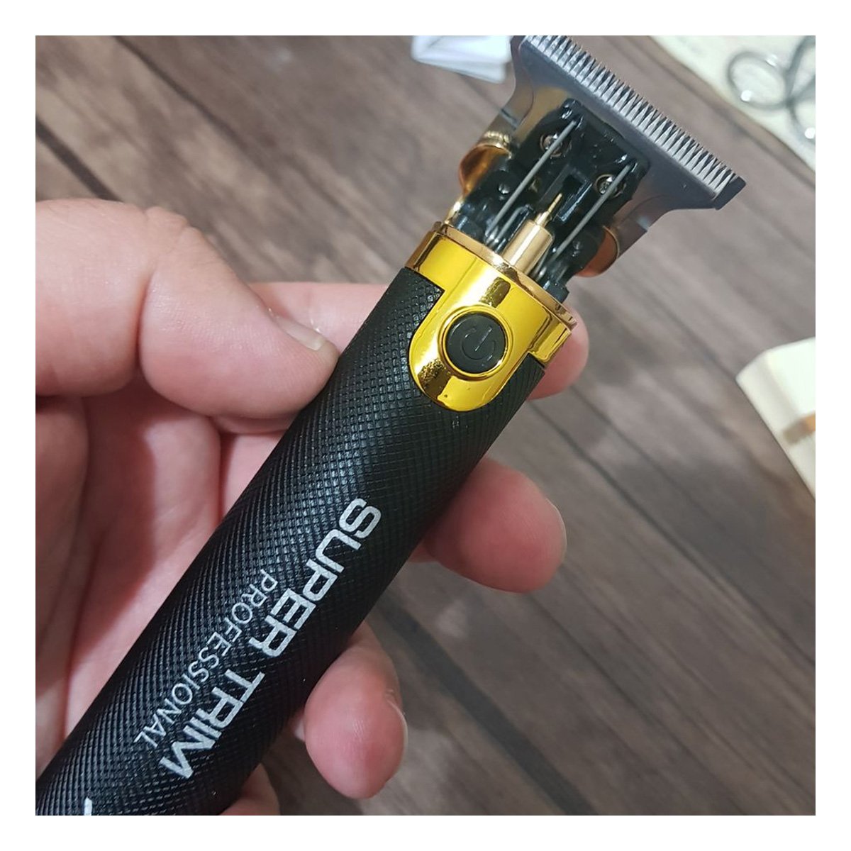 RECORTADORA CABELLO NEGRO DORADO CON CORTE PRECISO PARA ESTILO Y PERFILADO Y+POST IT - 2