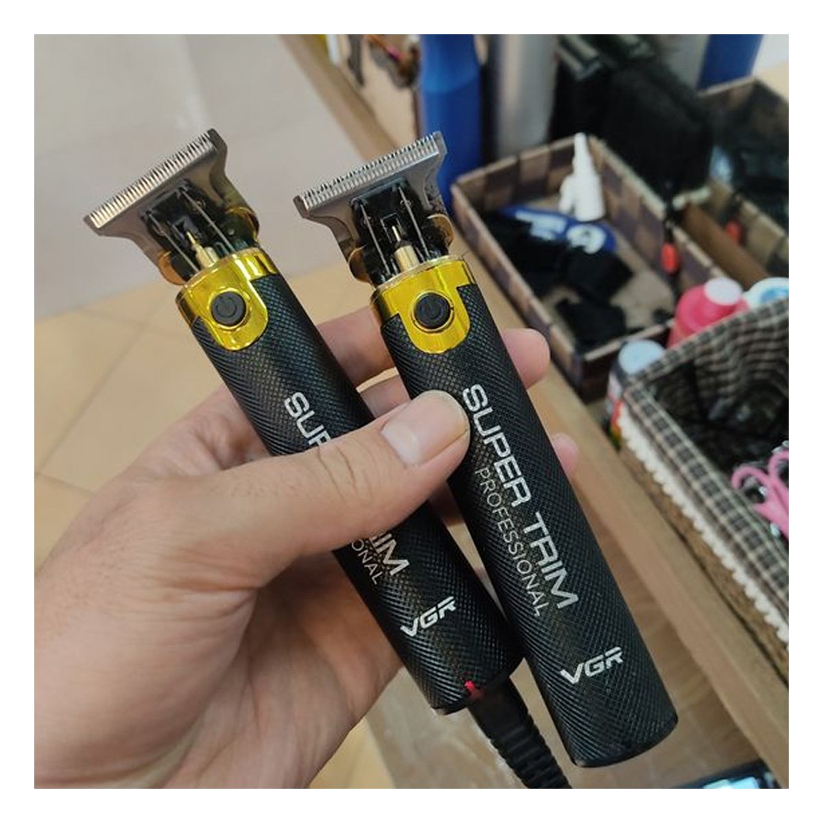 RECORTADORA NEGRO Y DORADO PARA CABELLO CON CORTE DEFINIDO Y PERFILADO FINO Y+PAPEL REGALO - 5
