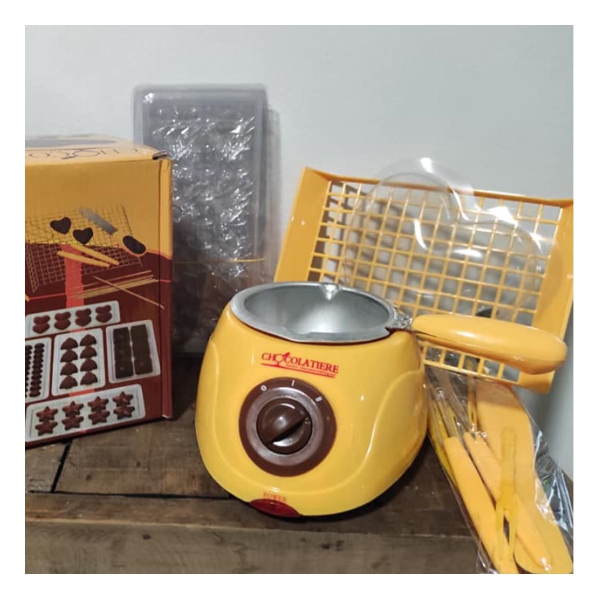 PACK2 CACEROLA PARA BEBIDAS CALIENTES CON ACCESORIOS AMARILLO Y+PAPEL REGALO - 5