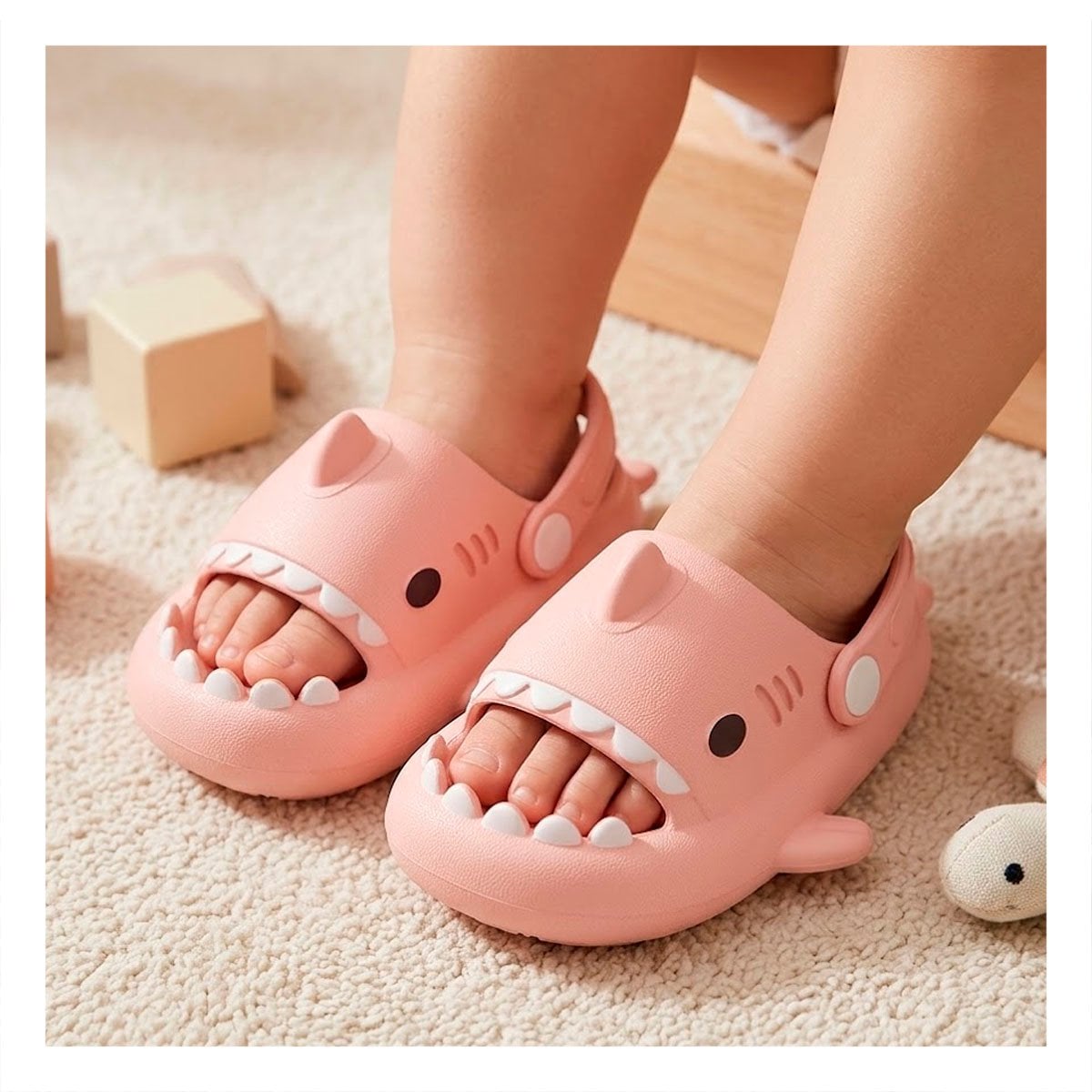 CHANCLA TALLA 25 26 TIBURON ROSADO PARA NIÑAS CON CORREA DE ESTILO TOP - 2