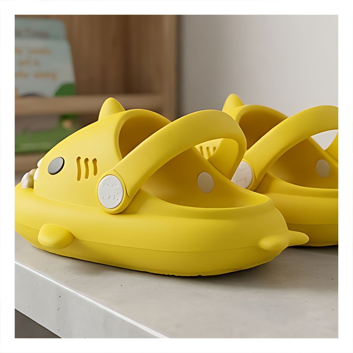 PACK2 OJOTA DE INFANTES CON CORREA DE TIBURON AMARILLO DE VERANO MEDIDA 27 28 Y+PAPEL REGALO - 5