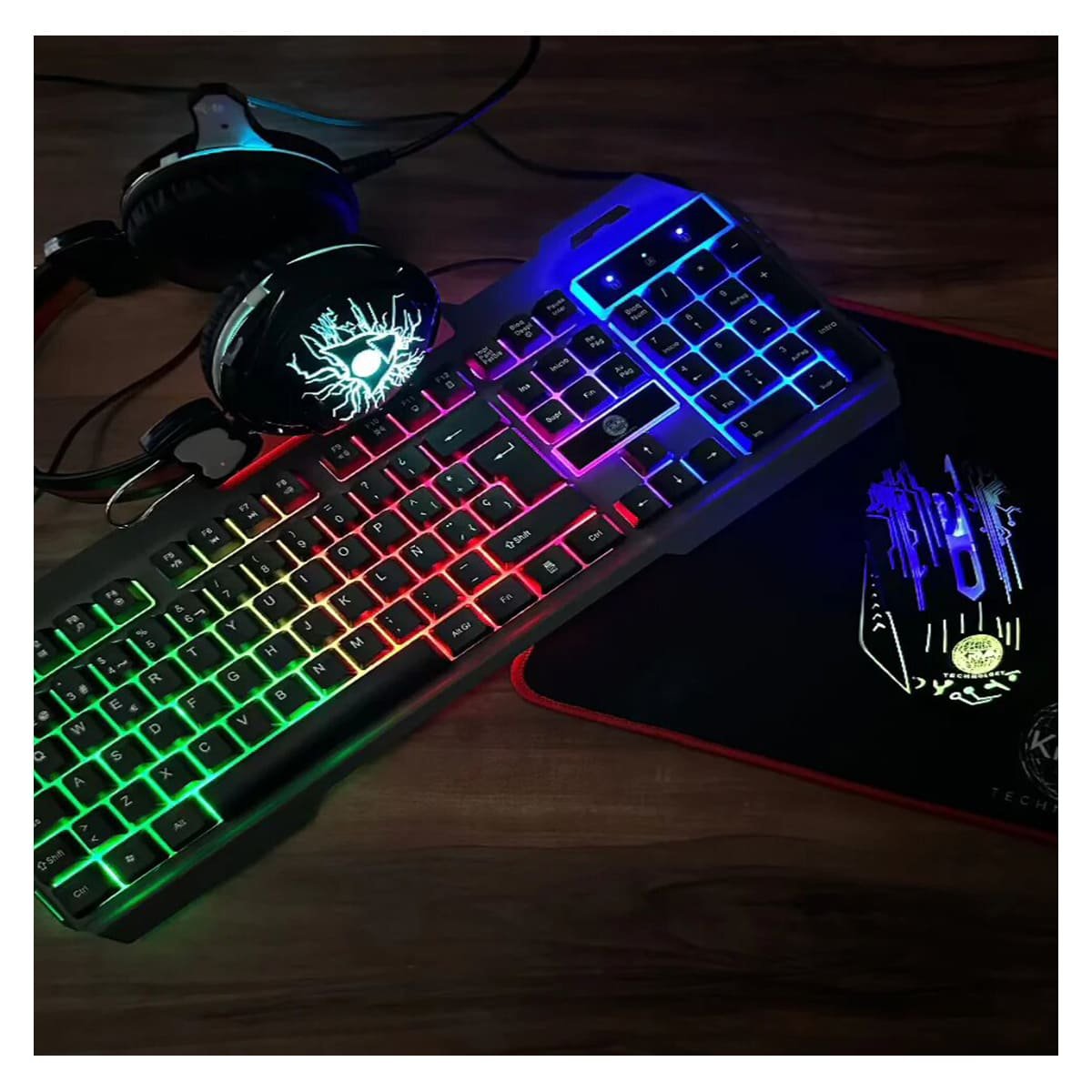 PANEL RETROILUMINADO GAMER CON MOUSE LUZ LED RGB PARA JUEGOS COLOR NEGRO Y+REGALO STICKER - 2