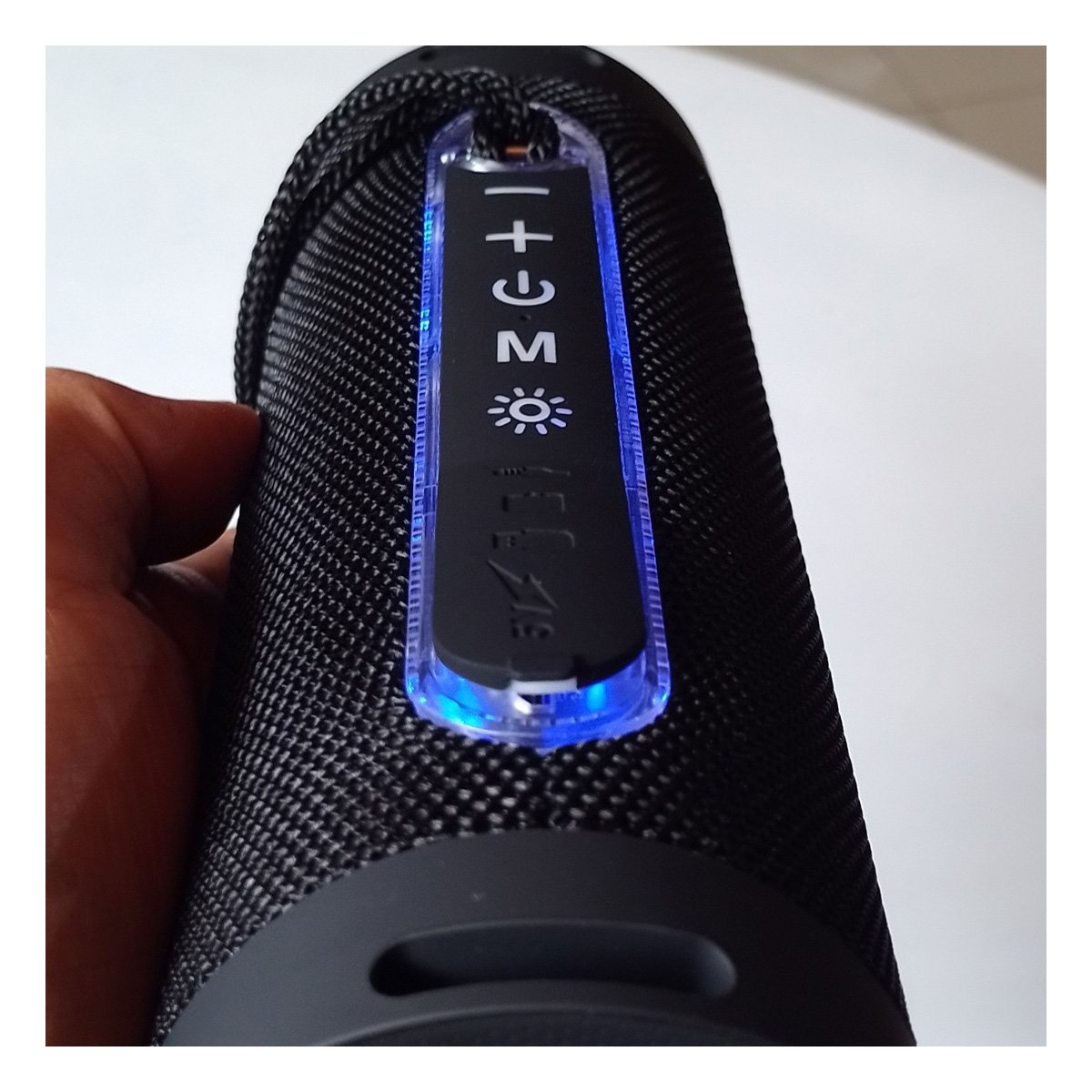 EQUIPO DE AUDIO NEGRO CON TECNOLOGIA MODERNA Y REPRODUCCION CONSTANTE Y+LIGAS REGALO - 2